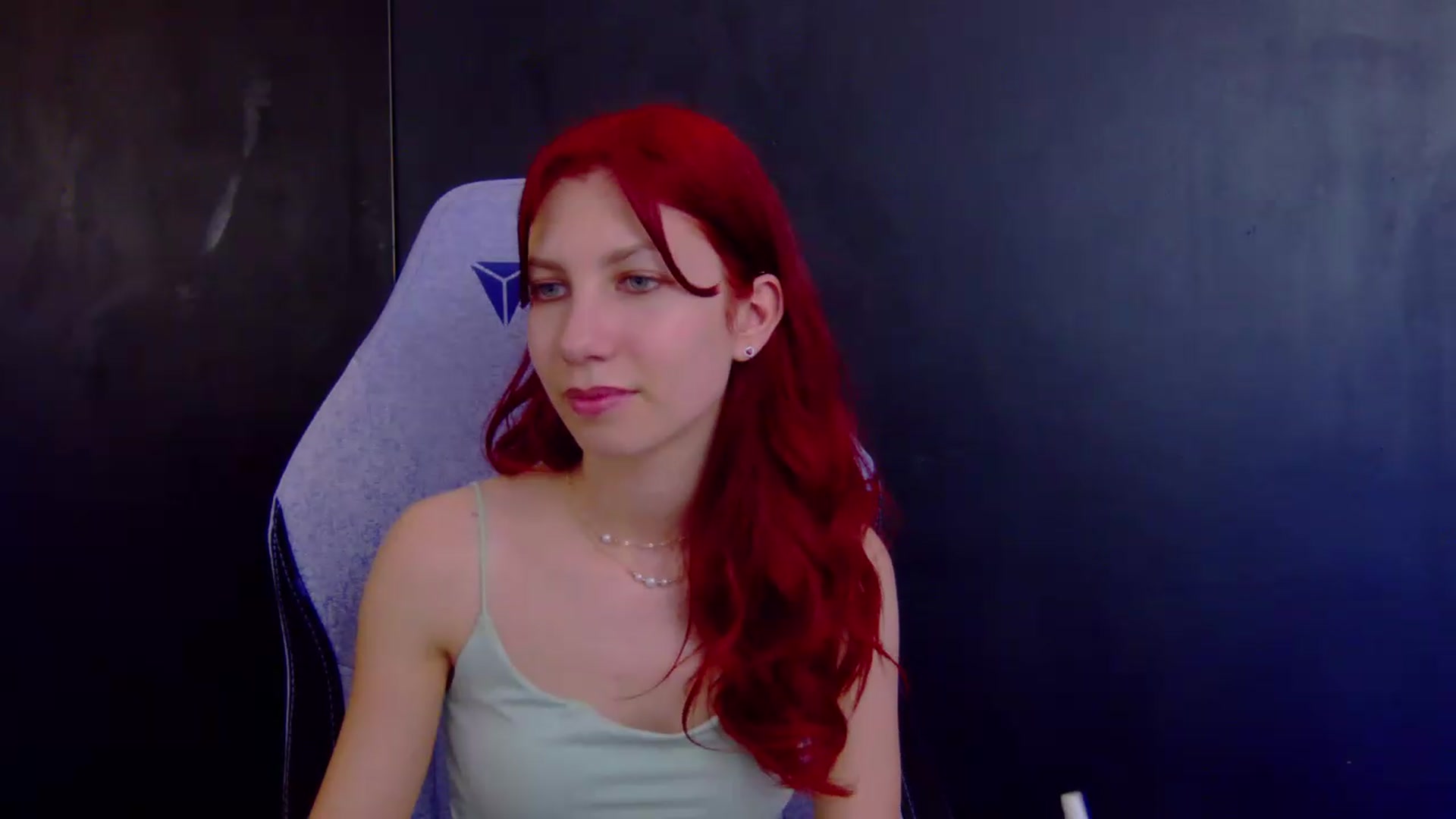 Gallery image thumbnail from Ptptpt_potato's myfreecams stream on, 06/16/2026, 01:59 image 7 of 20