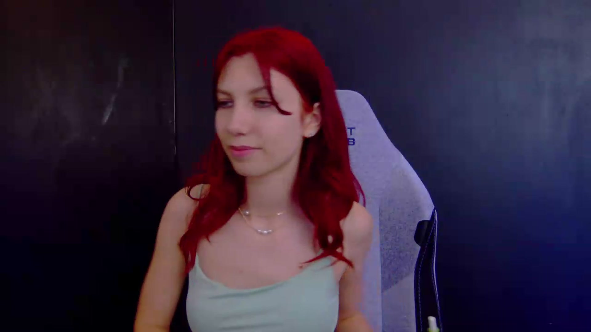 Gallery image thumbnail from Ptptpt_potato's myfreecams stream on, 06/16/2026, 04:23 image 16 of 20