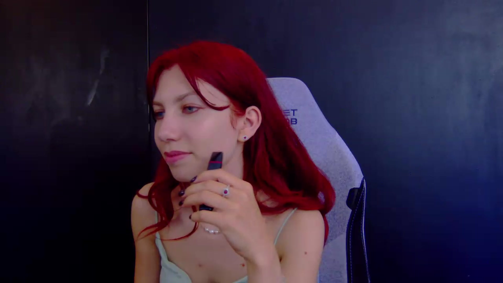 Gallery image thumbnail from Ptptpt_potato's myfreecams stream on, 06/16/2026, 04:23 image 10 of 20