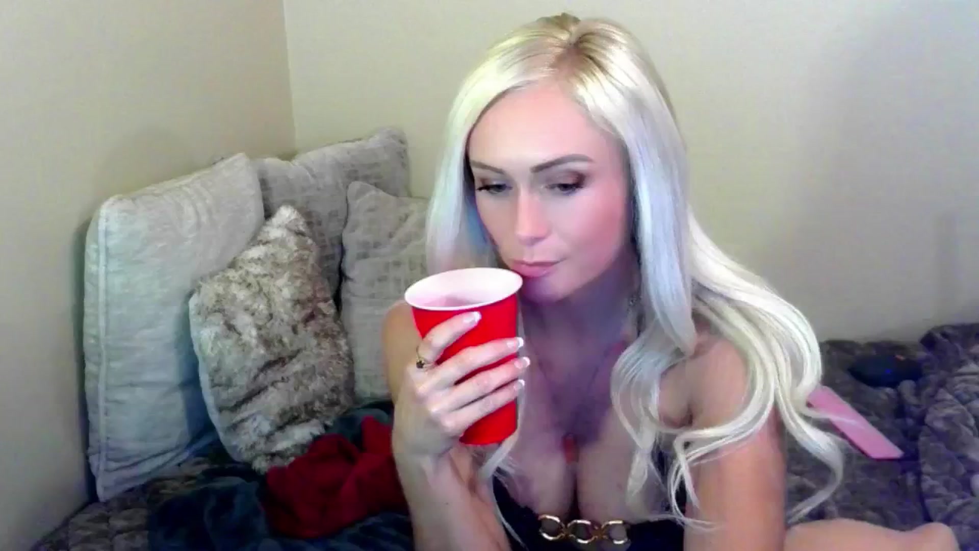 Gallery image thumbnail from PuddinXx's myfreecams stream on, 07/13/2024, 16:19 image 20 of 20
