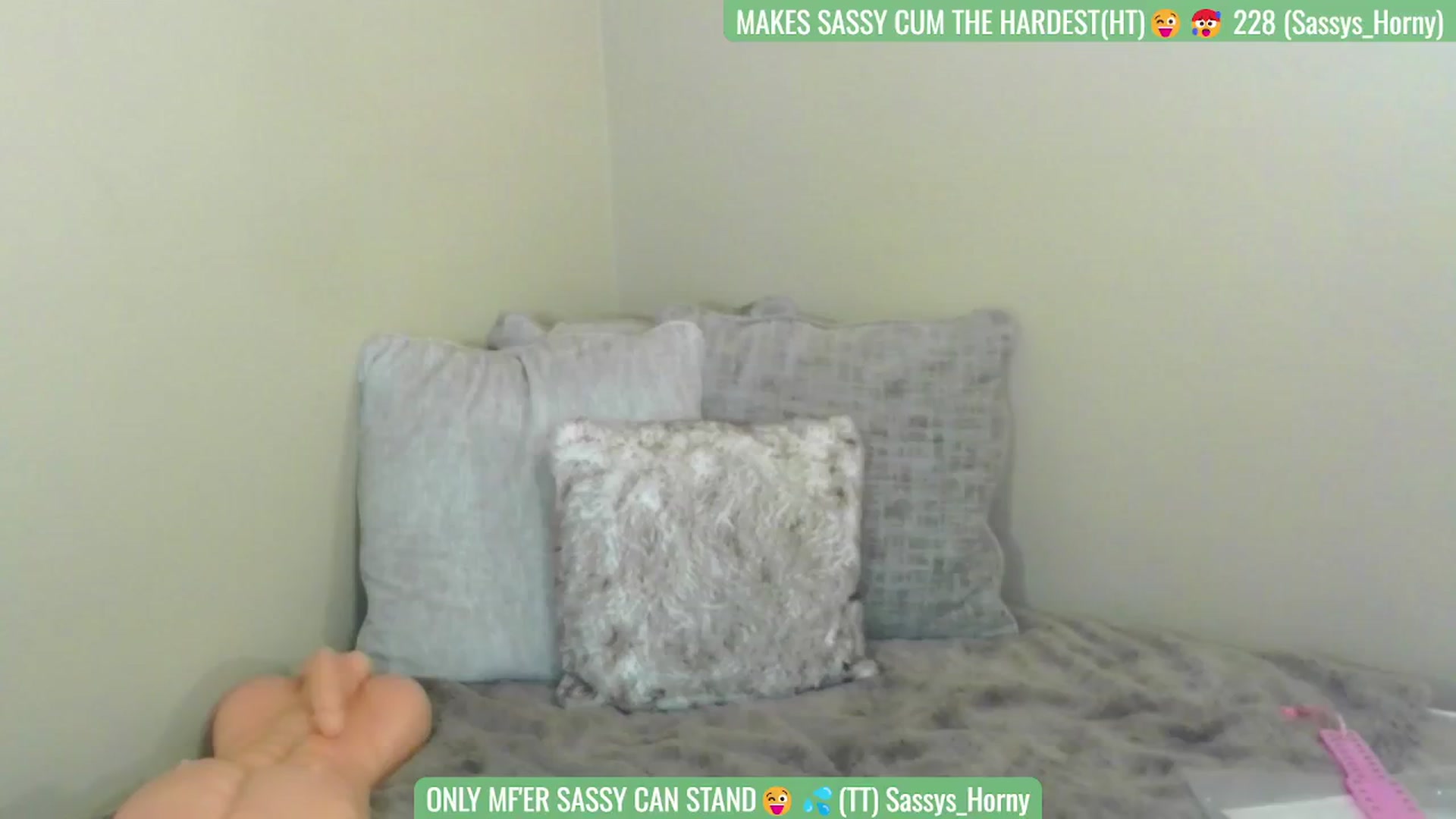 Gallery image thumbnail from Puddin_Cup's myfreecams stream on, 06/14/2024, 15:29 image 14 of 20