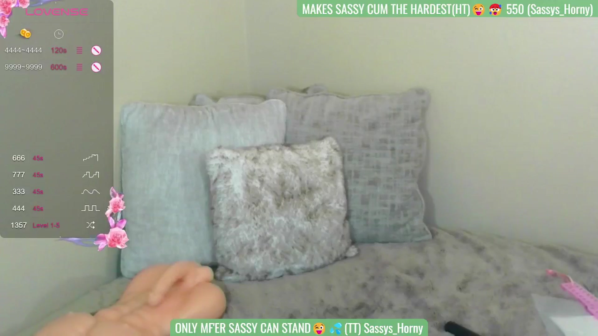 Gallery image thumbnail from Puddin_Cup's myfreecams stream on, 06/14/2024, 17:42 image 2 of 20