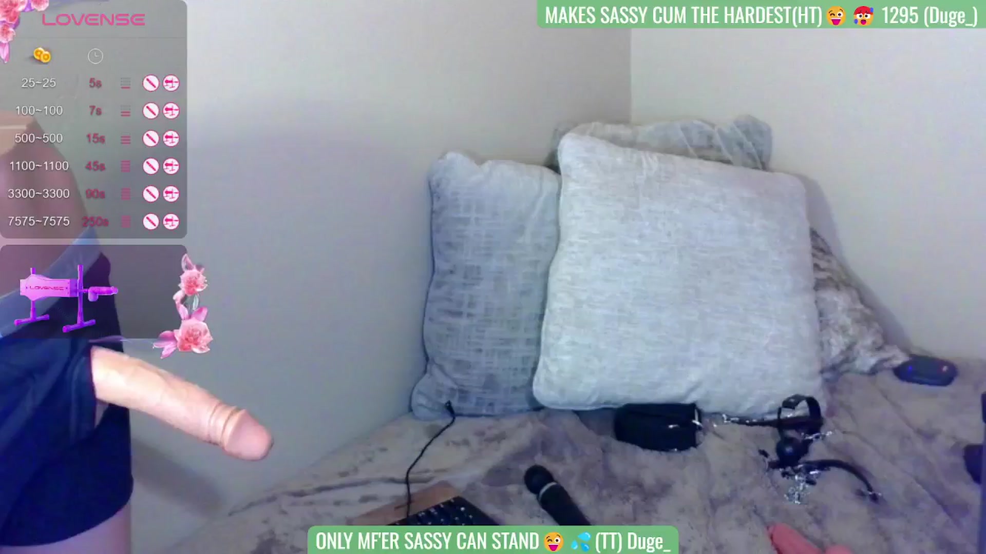 Gallery image thumbnail from Puddin_Cup's myfreecams stream on, 06/16/2024, 17:24 image 10 of 20