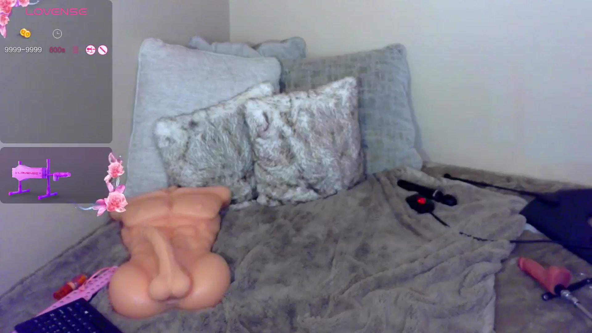 Gallery image thumbnail from Puddin_Cup's myfreecams stream on, 06/22/2024, 22:48 image 11 of 20
