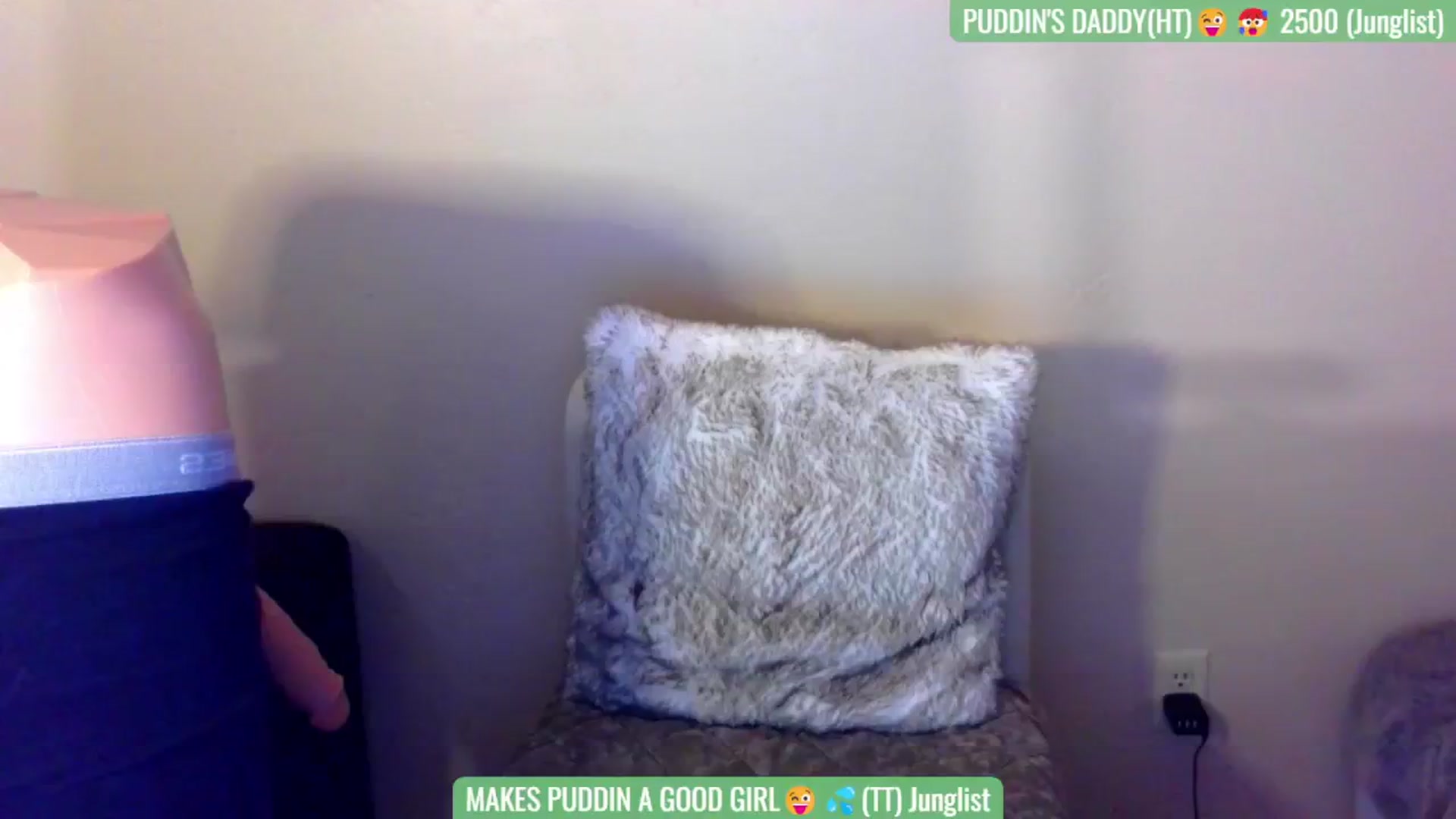 Gallery image thumbnail from Puddin_Cup's myfreecams stream on, 06/29/2024, 19:46 image 7 of 20