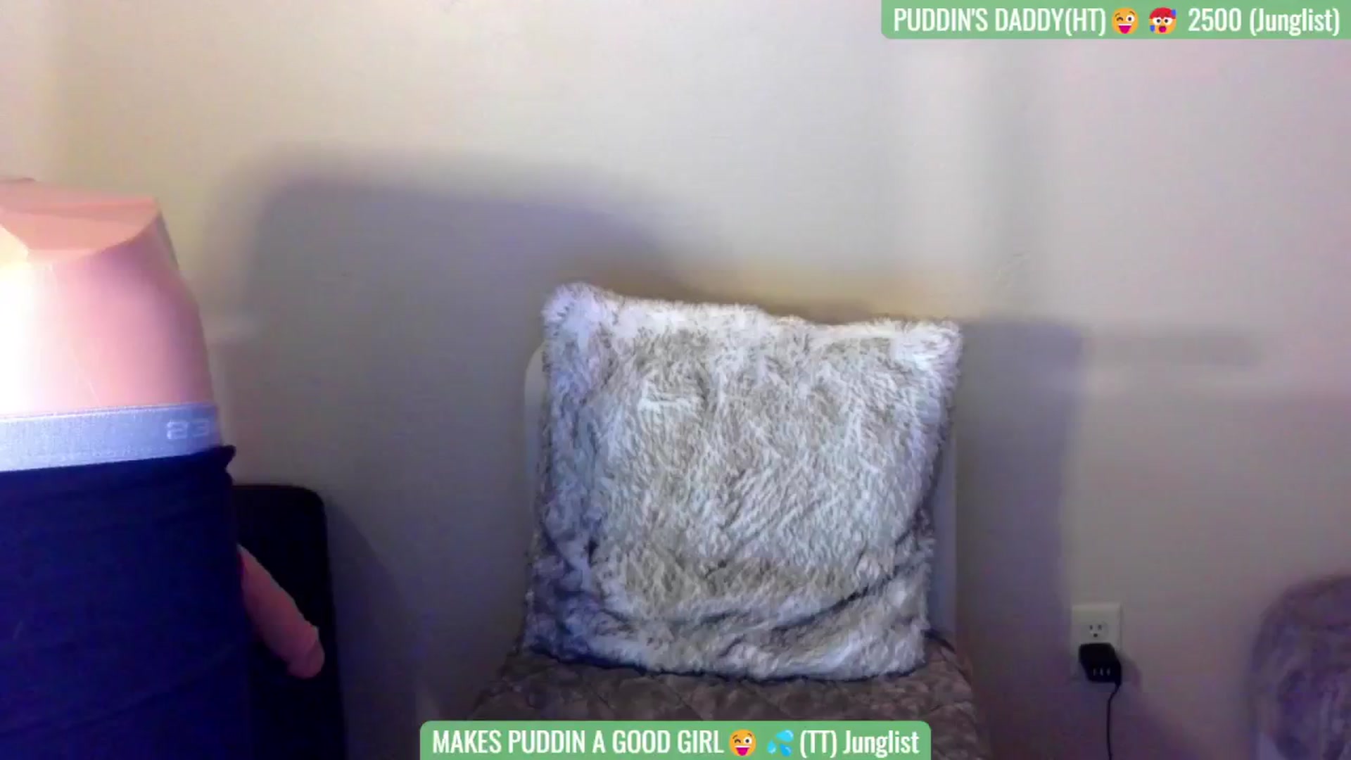 Gallery image thumbnail from Puddin_Cup's myfreecams stream on, 06/29/2024, 19:46 image 5 of 20