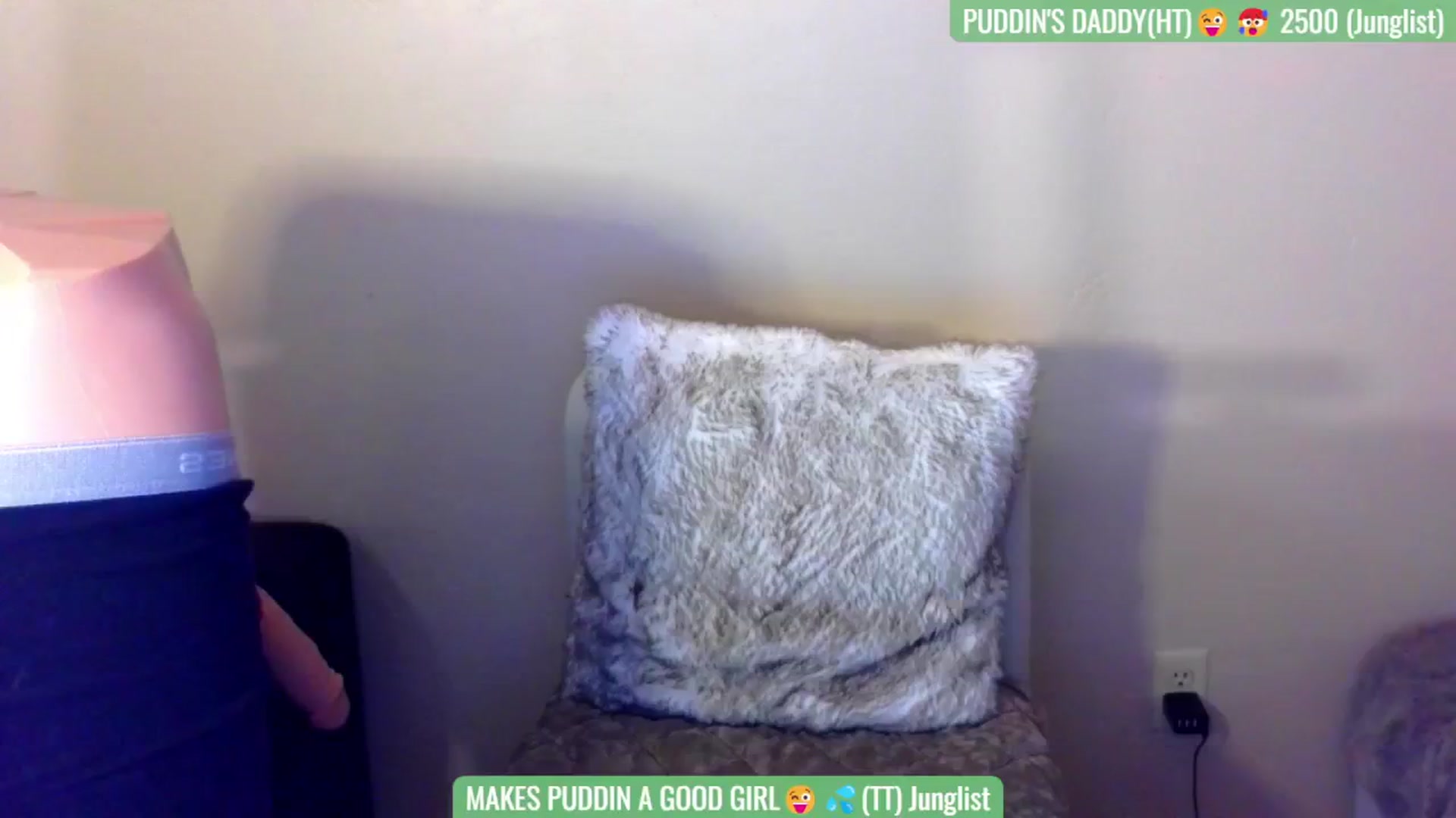 Gallery image thumbnail from Puddin_Cup's myfreecams stream on, 06/29/2024, 19:46 image 4 of 20