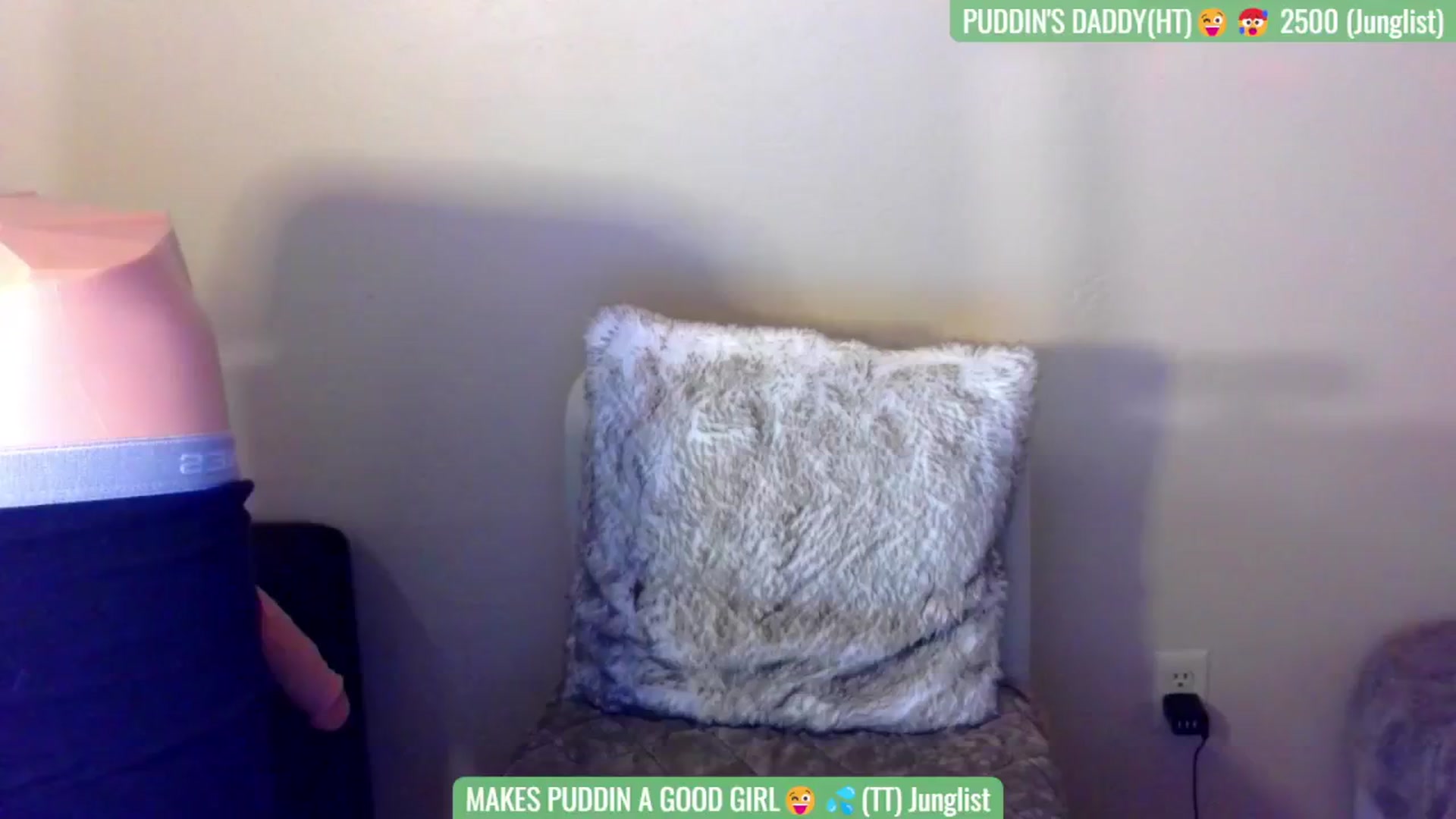 Gallery image thumbnail from Puddin_Cup's myfreecams stream on, 06/29/2024, 19:46 image 6 of 20