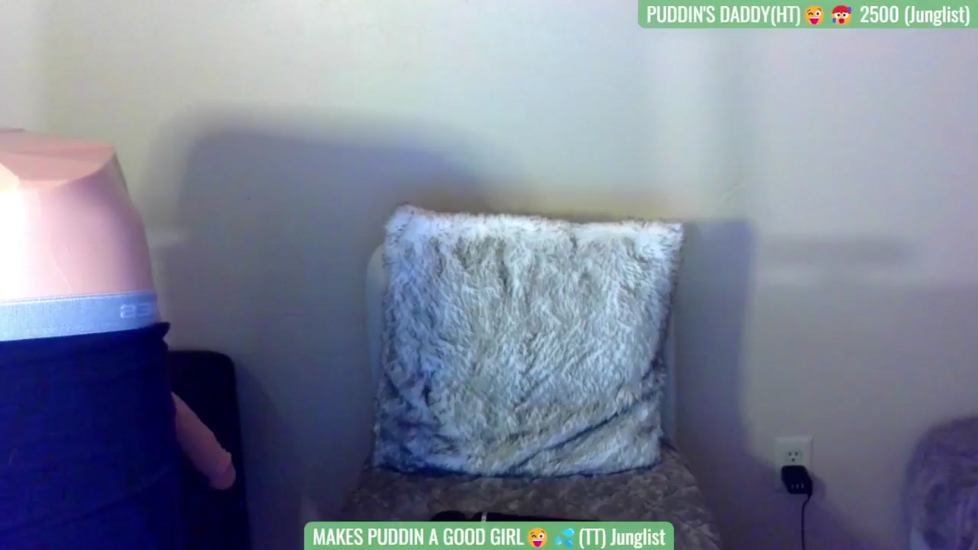 Gallery image thumbnail from Puddin_Cup's myfreecams stream on, 06/29/2024, 19:46 image 12 of 20