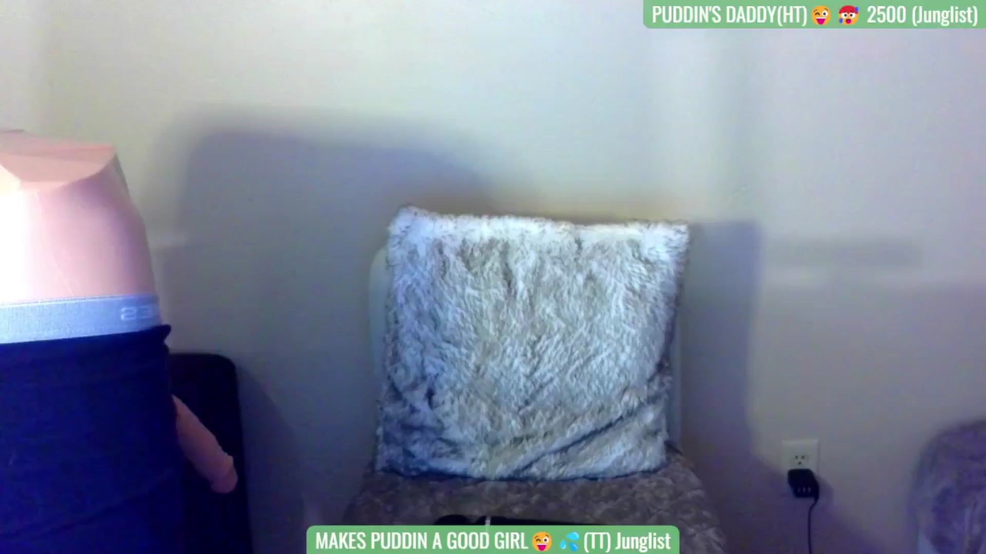 Gallery image thumbnail from Puddin_Cup's myfreecams stream on, 06/29/2024, 19:46 image 13 of 20