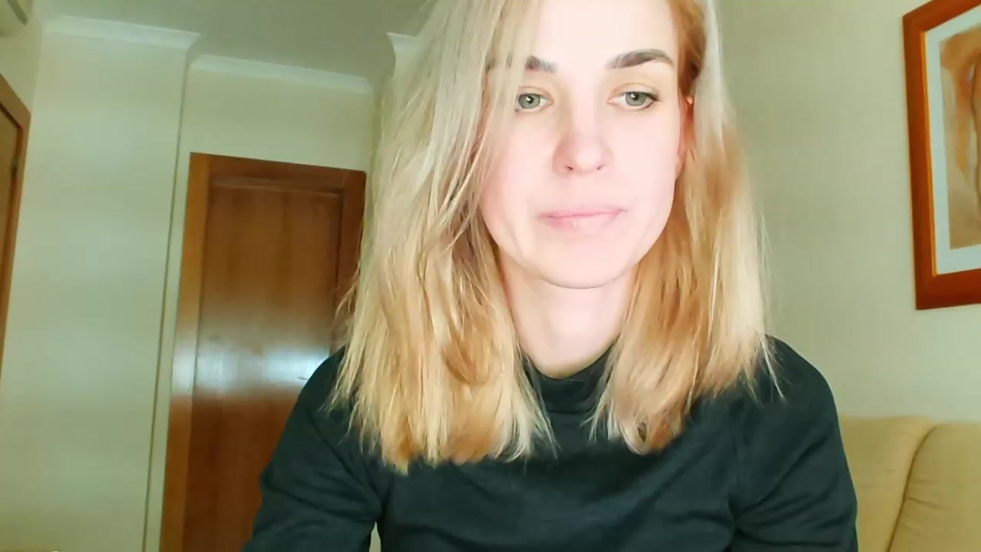 Gallery image thumbnail from Pulyaua's myfreecams stream on, 03/04/2023, 16:10 image 10 of 20