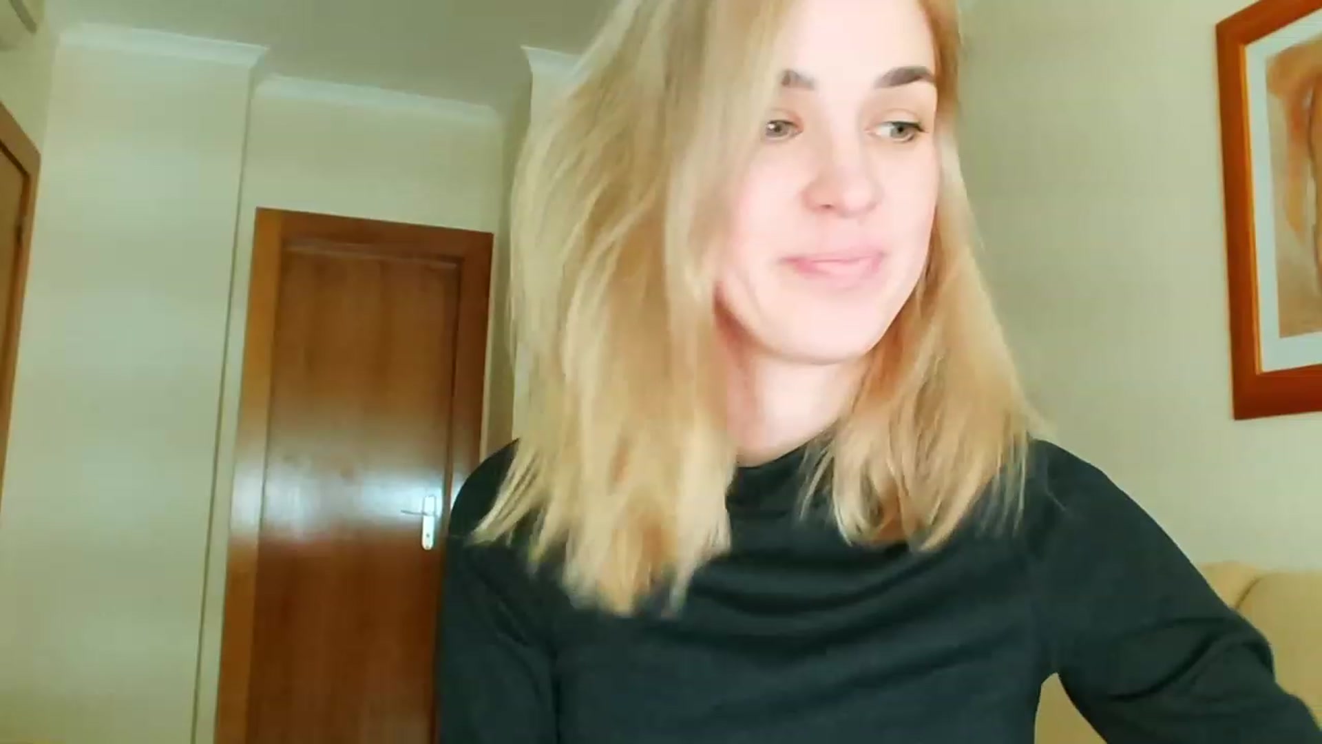 Gallery image thumbnail from Pulyaua's myfreecams stream on, 03/04/2023, 16:10 image 14 of 20