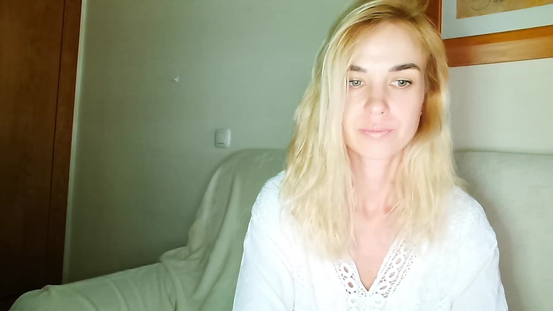 Gallery image thumbnail from Pulyaua's myfreecams stream on, 07/29/2023, 12:20 image 12 of 20