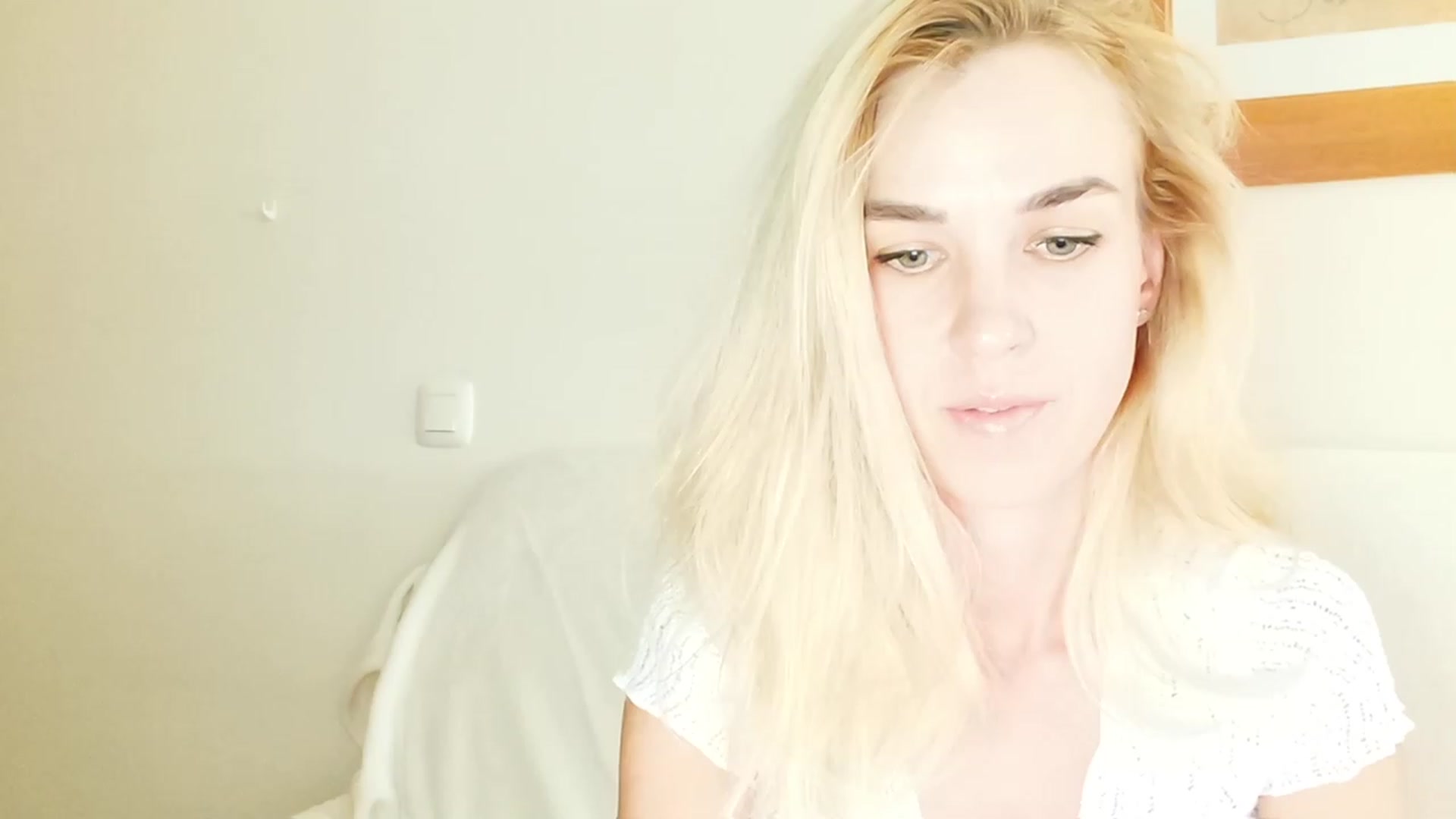 Gallery image thumbnail from Pulyaua's myfreecams stream on, 08/12/2023, 13:55 image 6 of 20