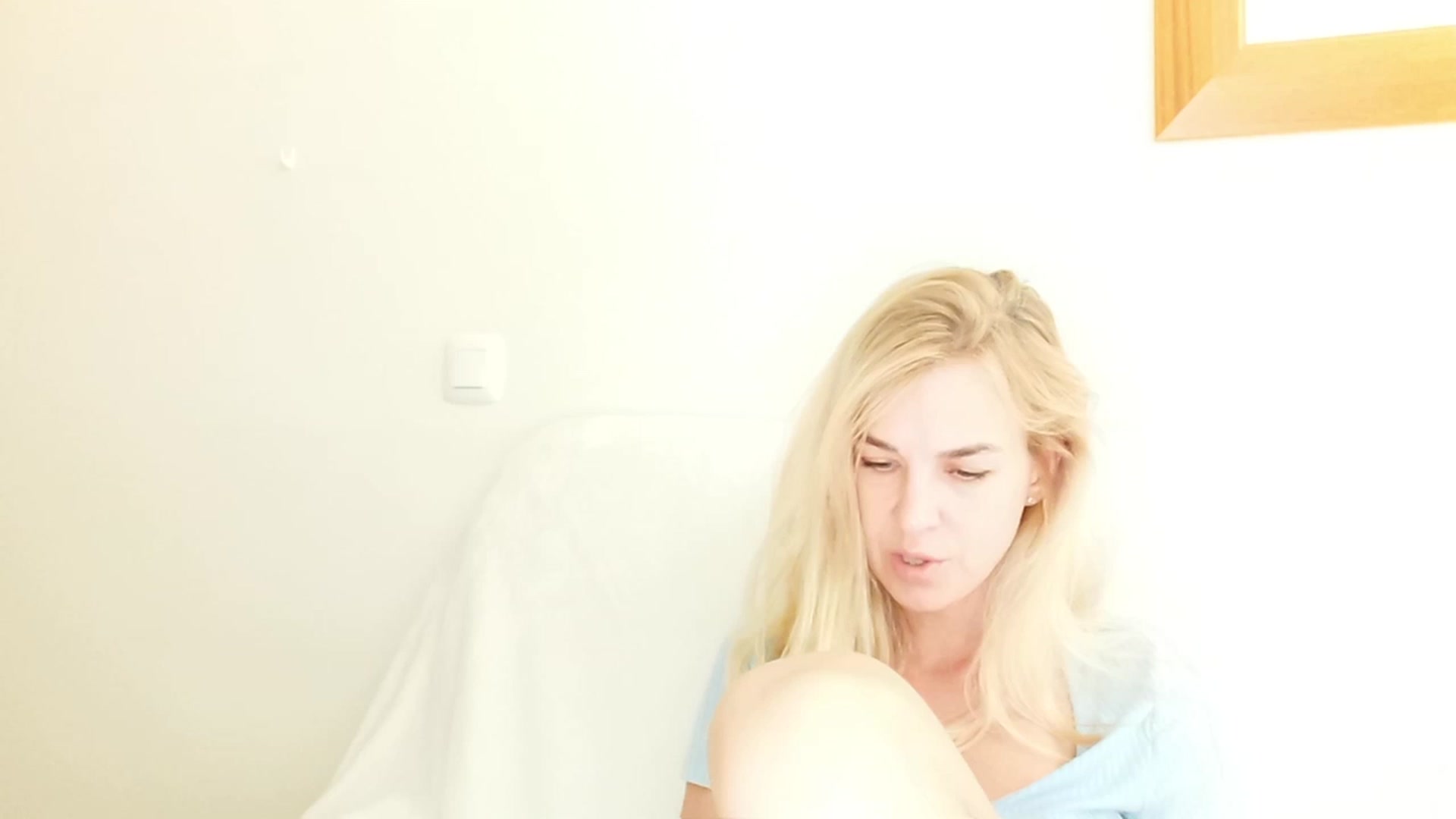 Gallery image thumbnail from Pulyaua's myfreecams stream on, 08/13/2023, 15:43 image 6 of 20