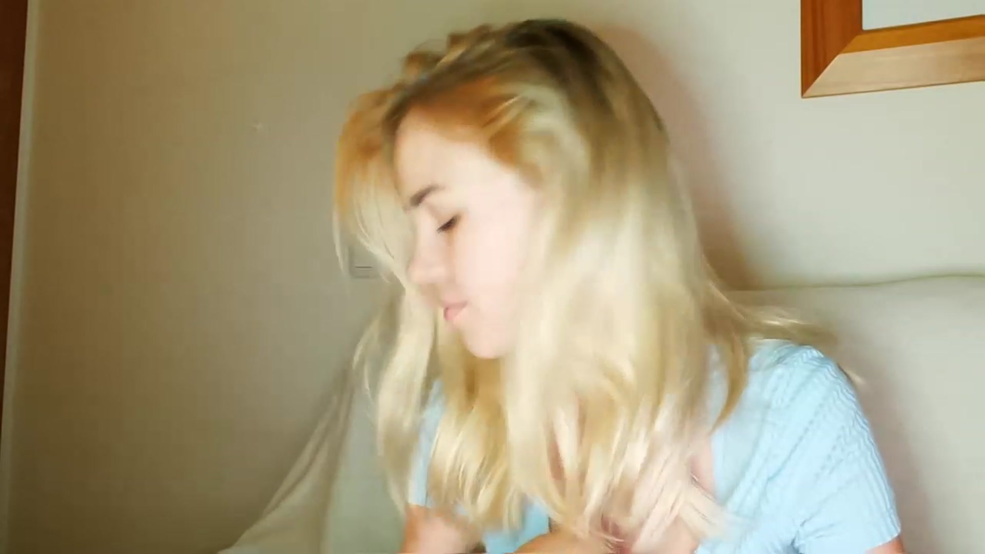 Gallery image thumbnail from Pulyaua's myfreecams stream on, 08/13/2023, 16:55 image 18 of 20