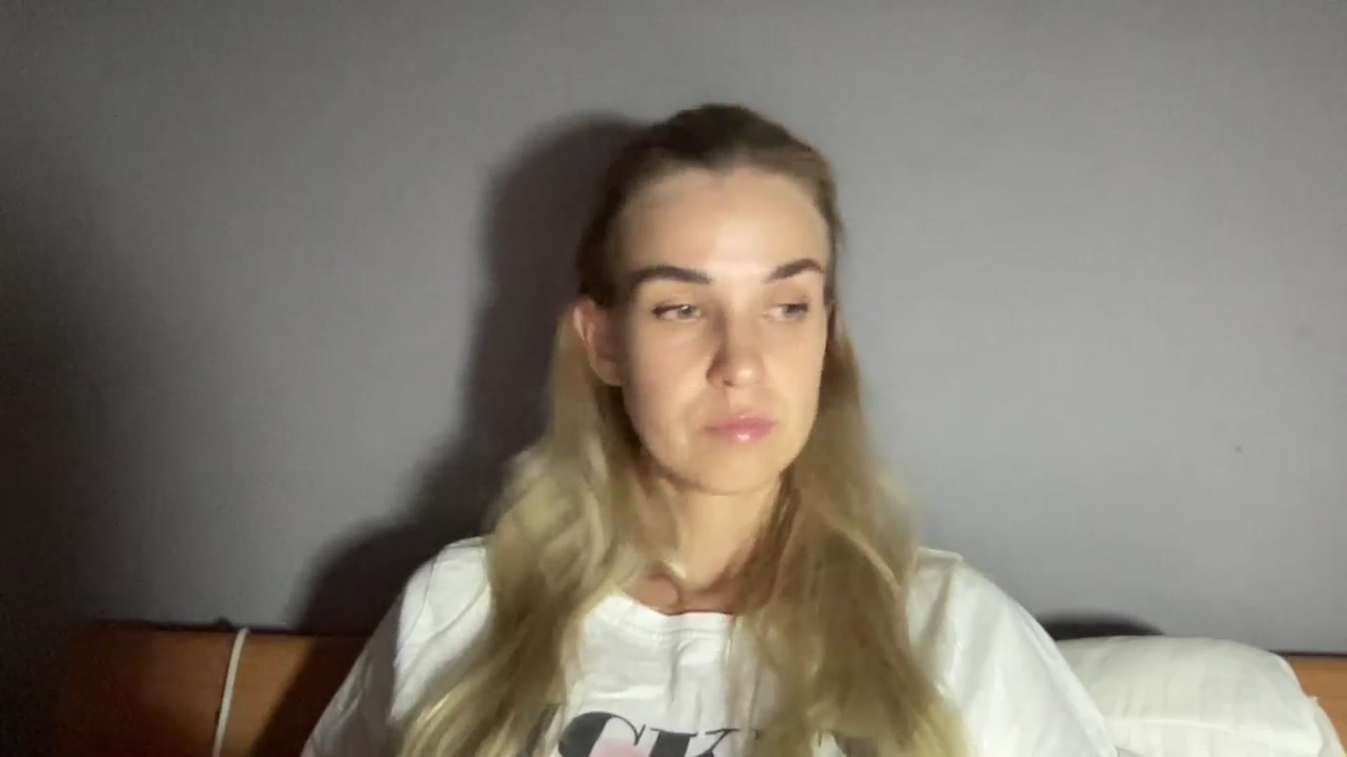 Gallery image thumbnail from Pulyaua's myfreecams stream on, 10/05/2024, 18:33 image 5 of 20