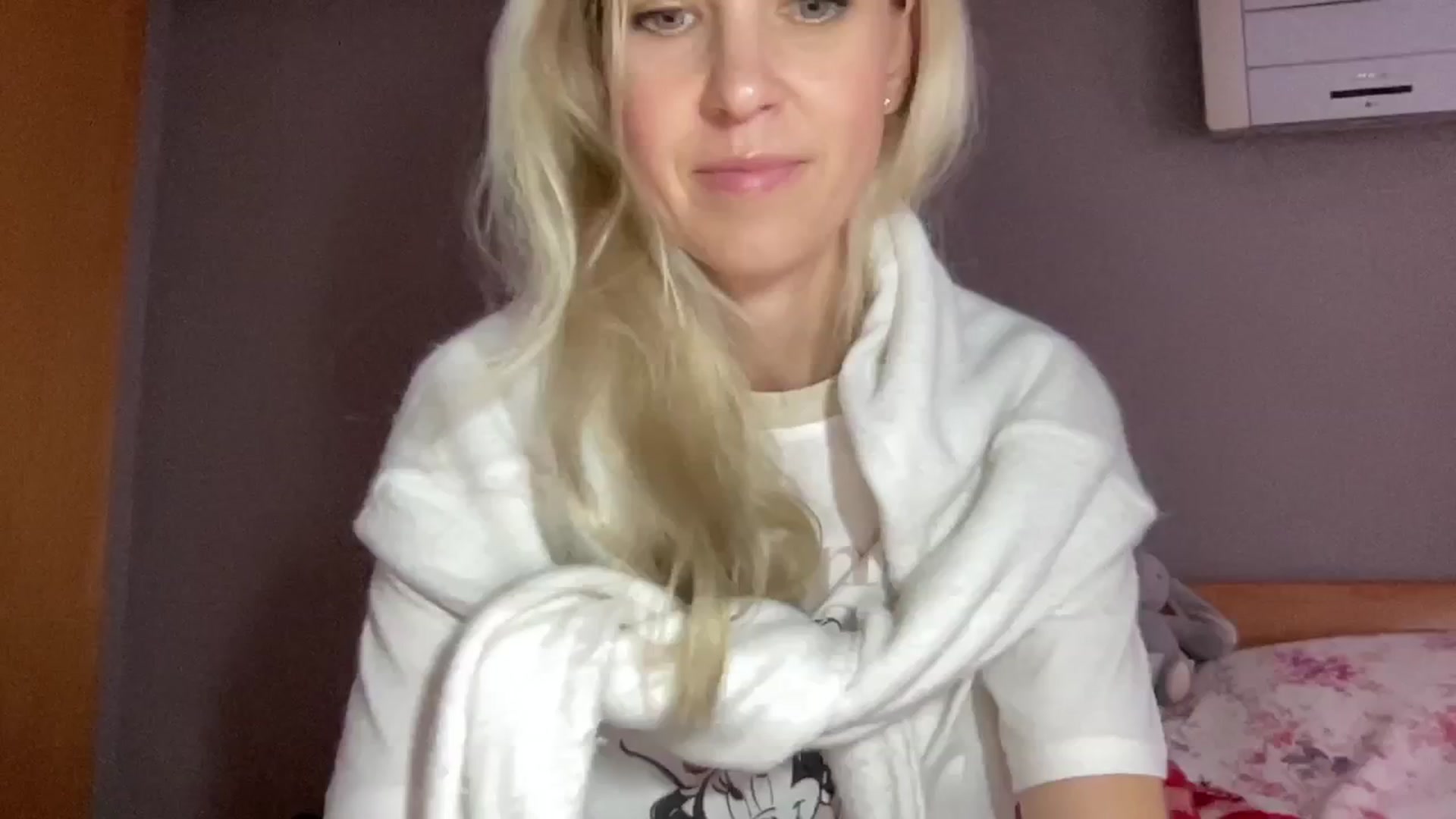 Gallery image thumbnail from Pulyaua's myfreecams stream on, 12/25/2024, 14:45 image 20 of 20
