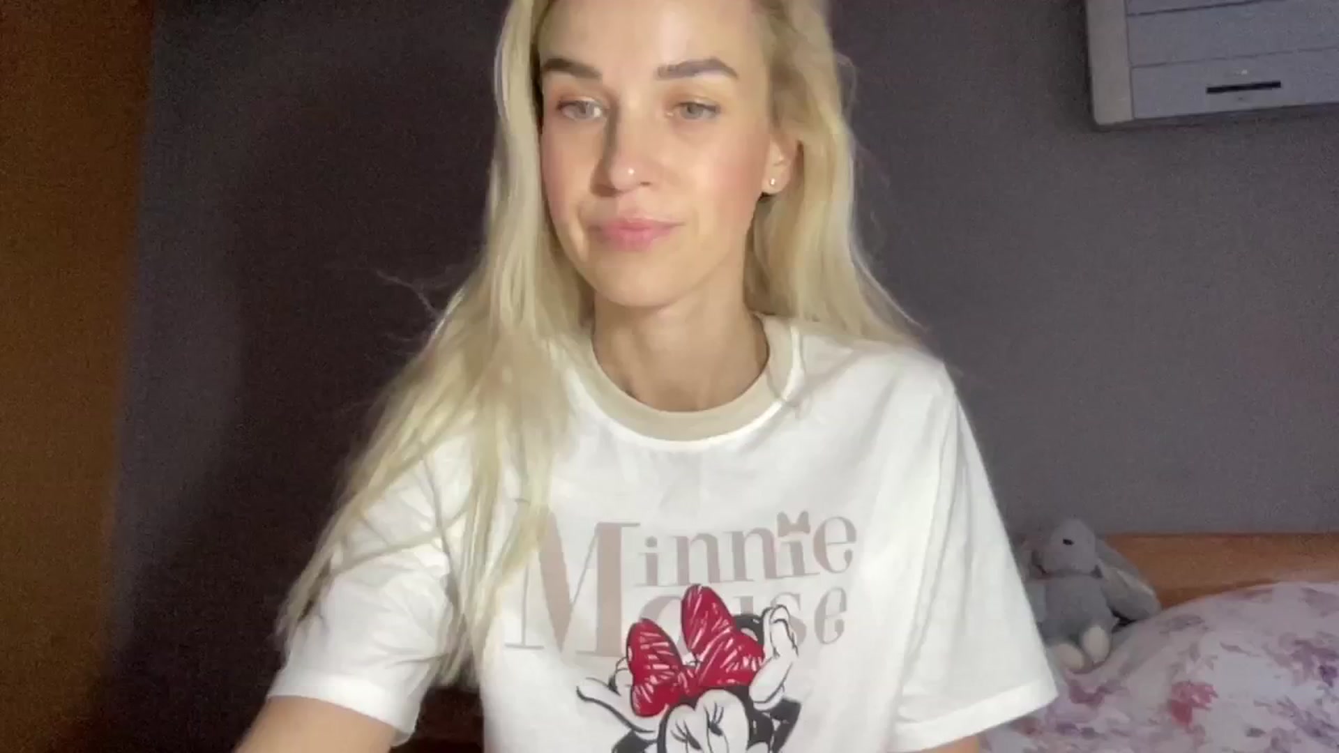Gallery image thumbnail from Pulyaua's myfreecams stream on, 12/27/2024, 16:57 image 18 of 20