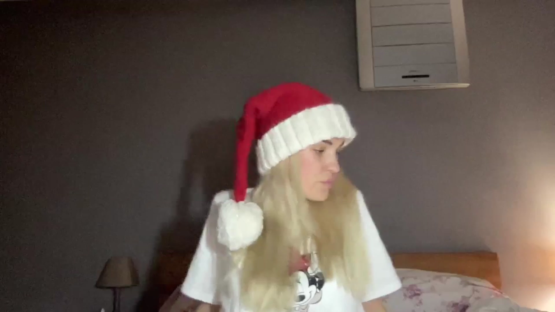 Gallery image thumbnail from Pulyaua's myfreecams stream on, 01/03/2025, 19:07 image 5 of 20
