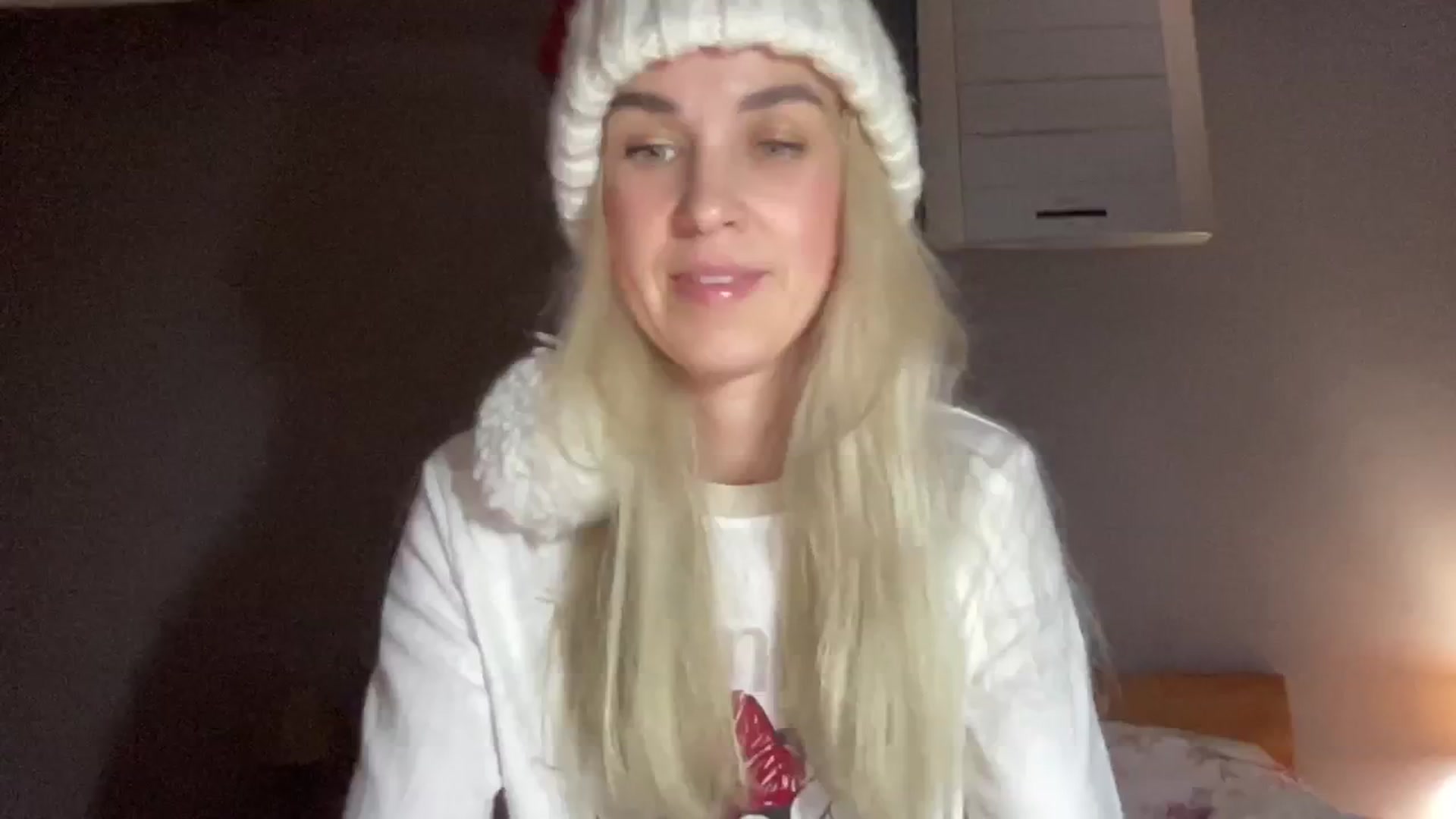 Gallery image thumbnail from Pulyaua's myfreecams stream on, 01/03/2025, 19:07 image 13 of 20