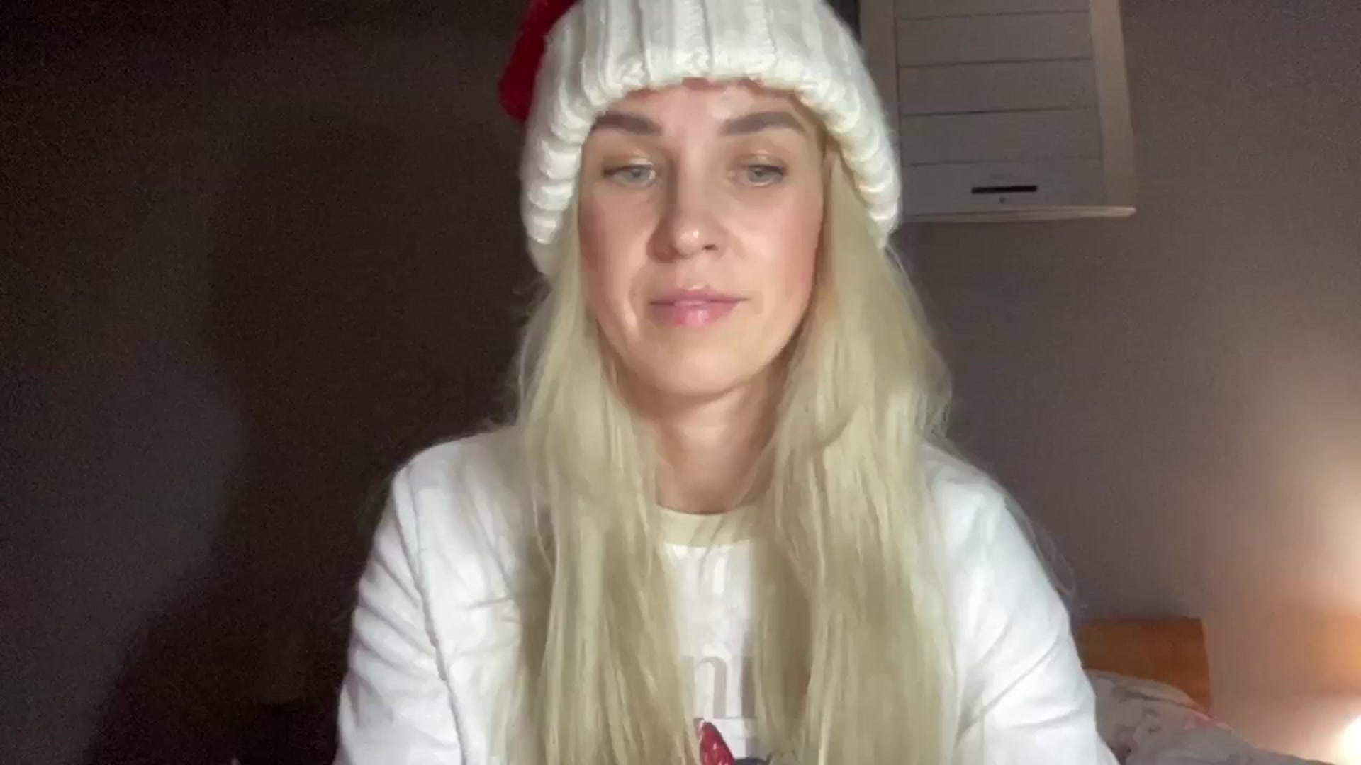 Gallery image thumbnail from Pulyaua's myfreecams stream on, 01/03/2025, 19:07 image 8 of 20