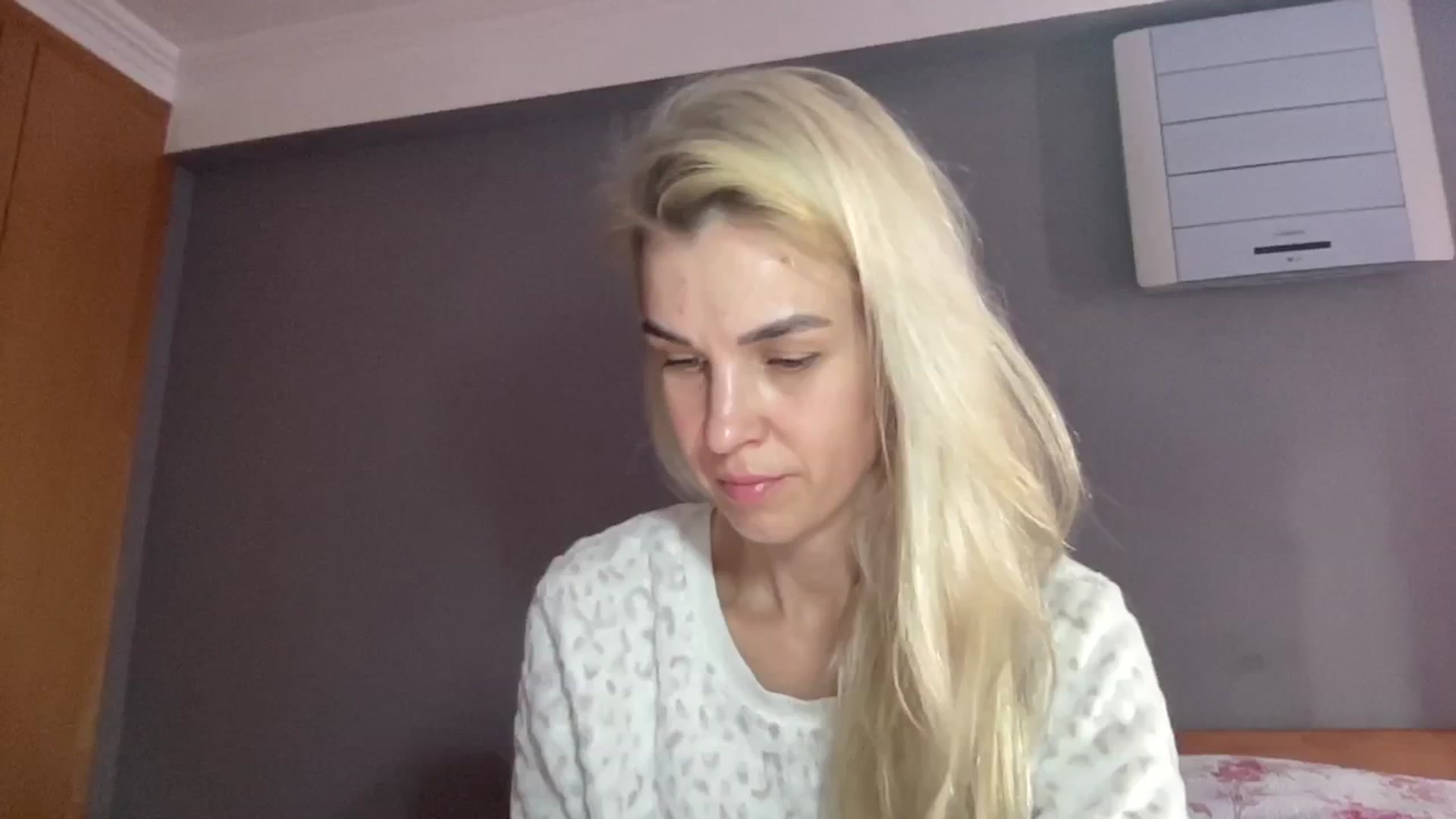 Gallery image thumbnail from Pulyaua's myfreecams stream on, 01/31/2025, 14:52 image 7 of 20