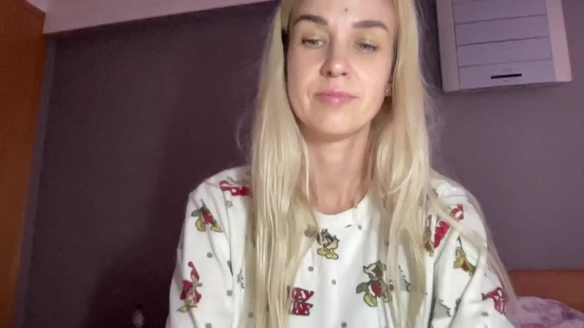 Gallery image thumbnail from Pulyaua's myfreecams stream on, 02/10/2025, 15:06 image 7 of 20