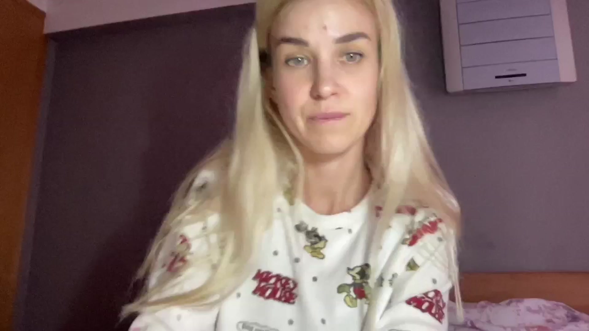 Gallery image thumbnail from Pulyaua's myfreecams stream on, 02/10/2025, 15:06 image 6 of 20