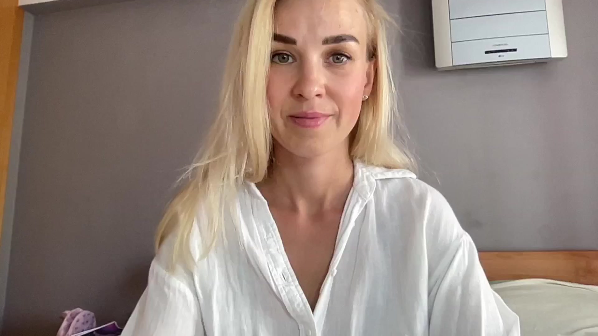 Gallery image thumbnail from Pulyaua's myfreecams stream on, 04/27/2025, 15:12 image 15 of 20