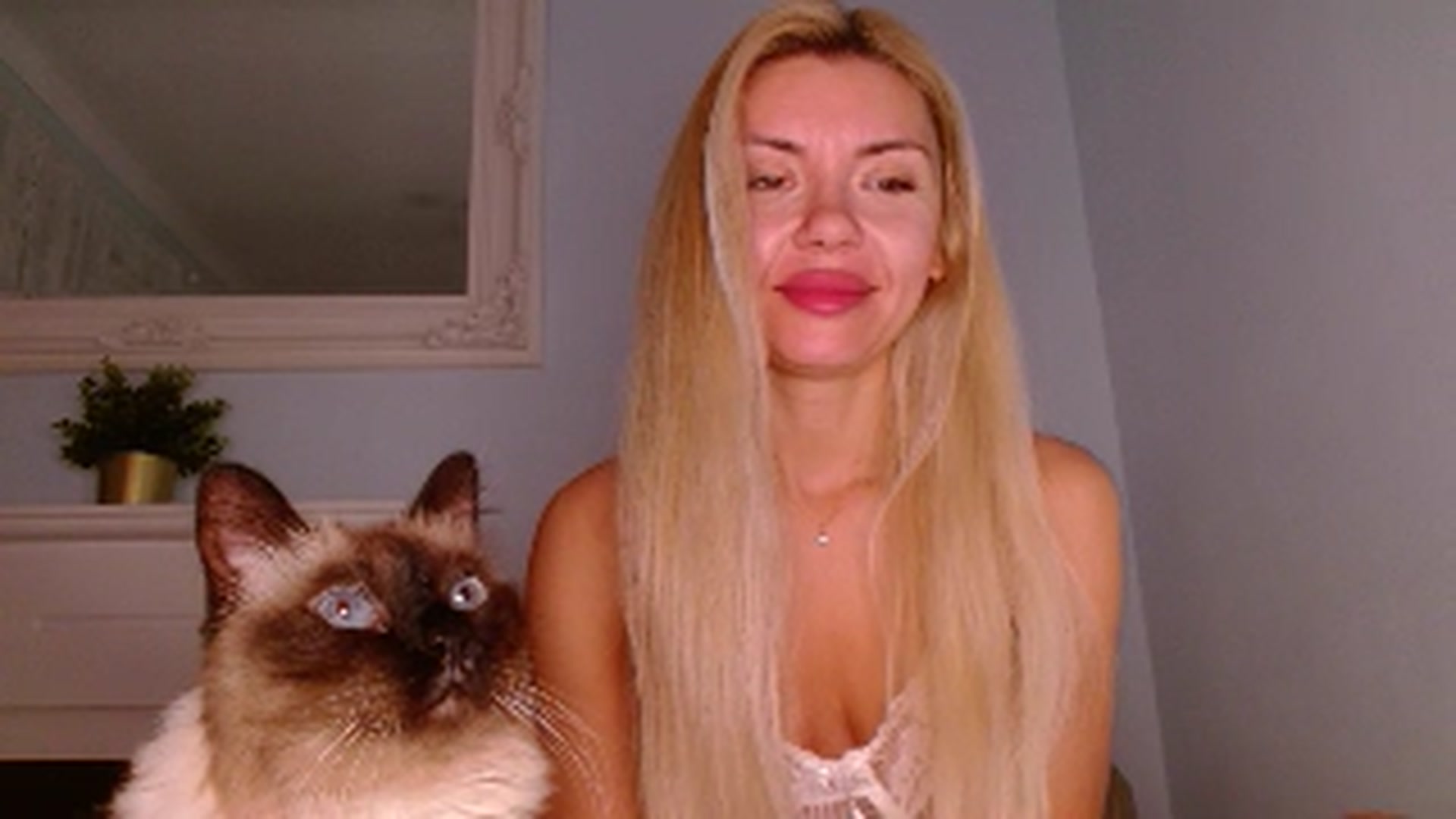Gallery image thumbnail from Pumpingirl's myfreecams stream on, 10/07/2025, 22:43 image 2 of 20