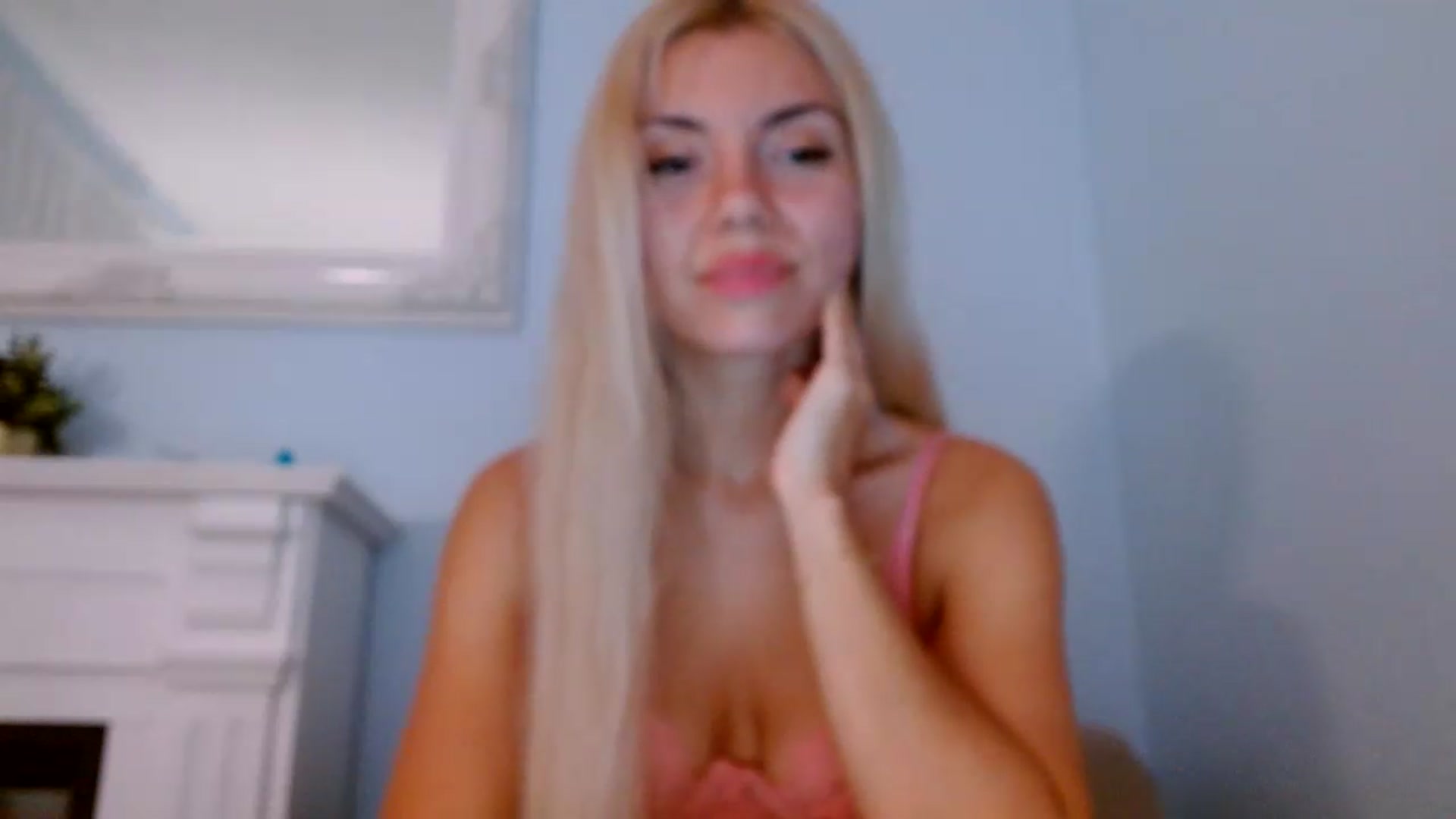 Gallery image thumbnail from Pumpingirl's myfreecams stream on, 08/04/2026, 21:05 image 17 of 20