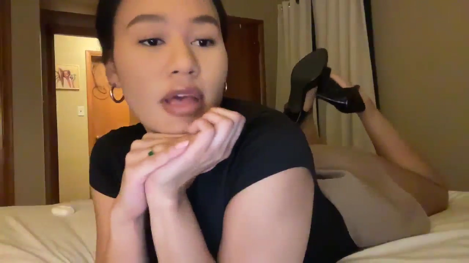Gallery image thumbnail from Pumpk1nSpice's myfreecams stream on, 11/28/2023, 04:29 image 5 of 20