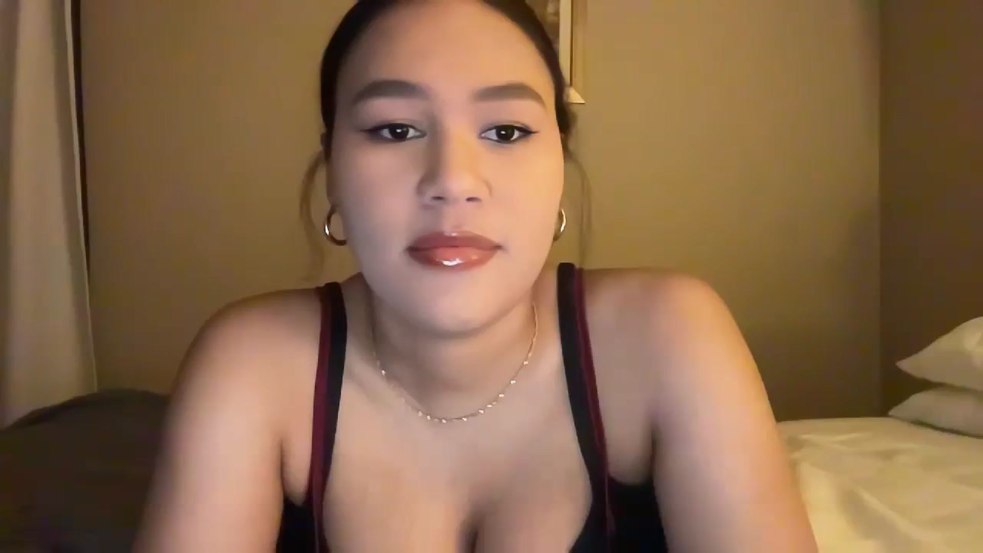Gallery image thumbnail from Pumpk1nSpice's myfreecams stream on, 12/18/2023, 05:01 image 18 of 20