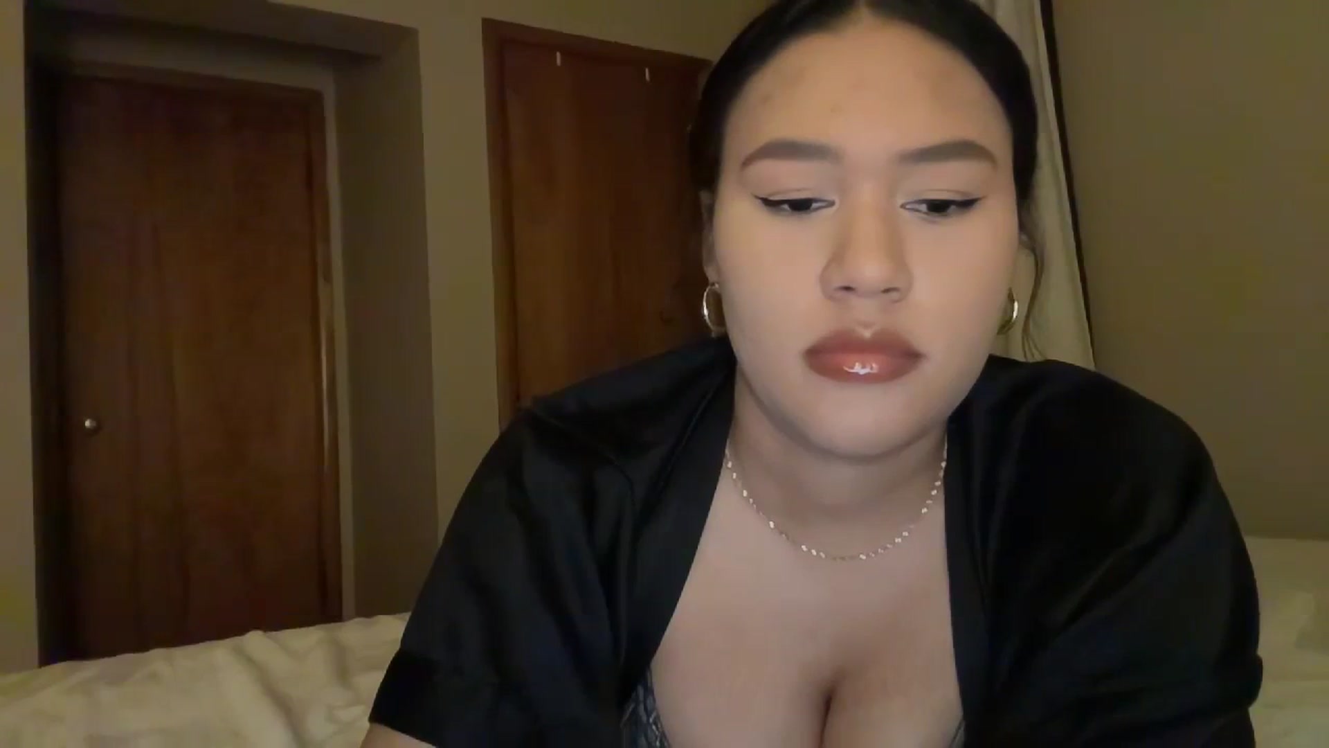 Gallery image thumbnail from Pumpk1nSpice's myfreecams stream on, 12/29/2023, 03:17 image 4 of 20
