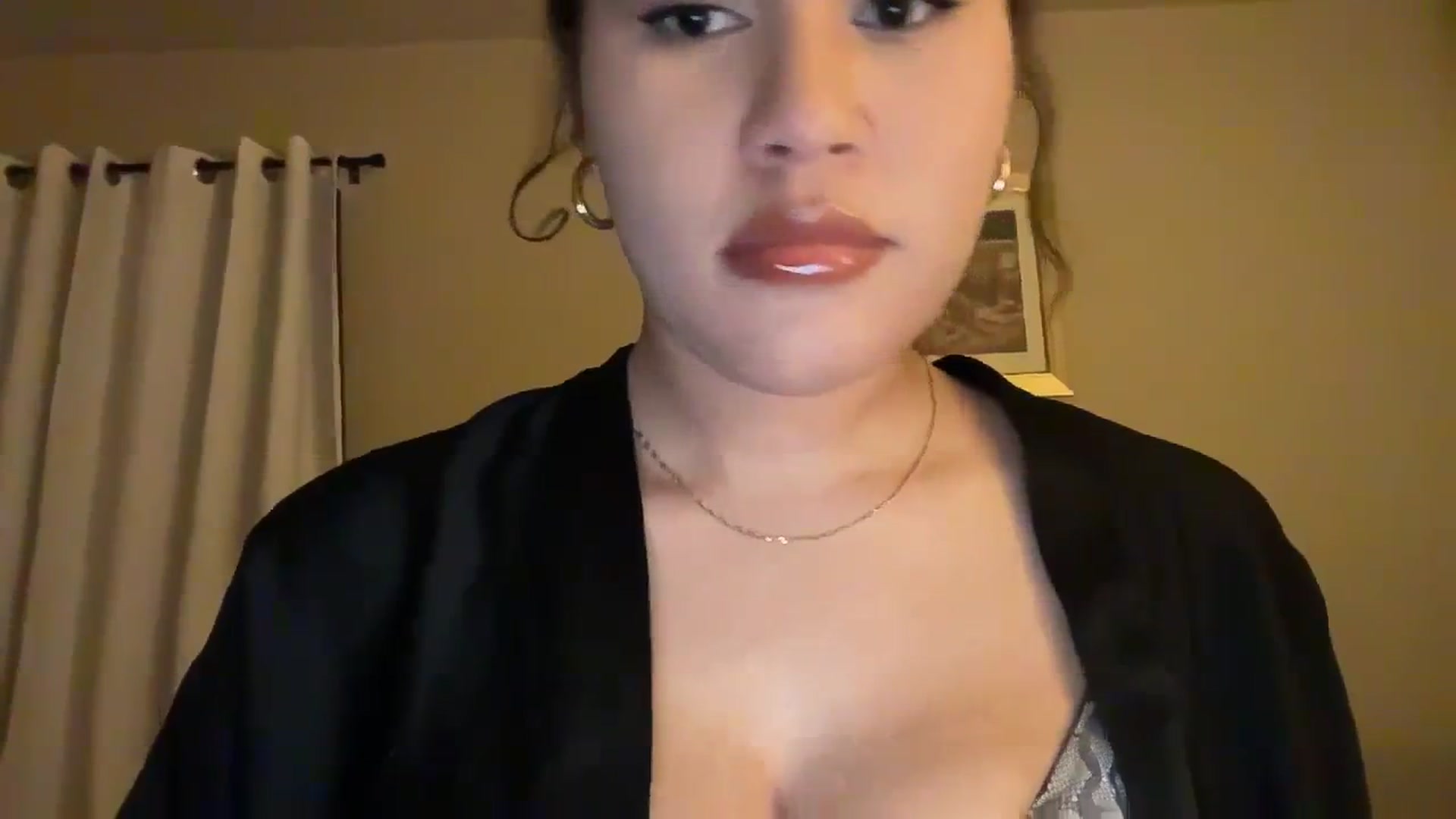Gallery image thumbnail from Pumpk1nSpice's myfreecams stream on, 12/29/2023, 03:17 image 20 of 20