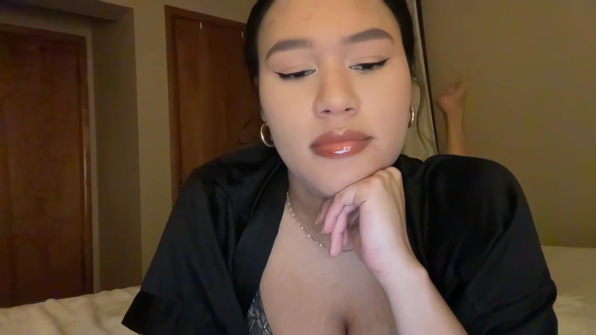 Gallery image thumbnail from Pumpk1nSpice's myfreecams stream on, 12/29/2023, 03:17 image 5 of 20