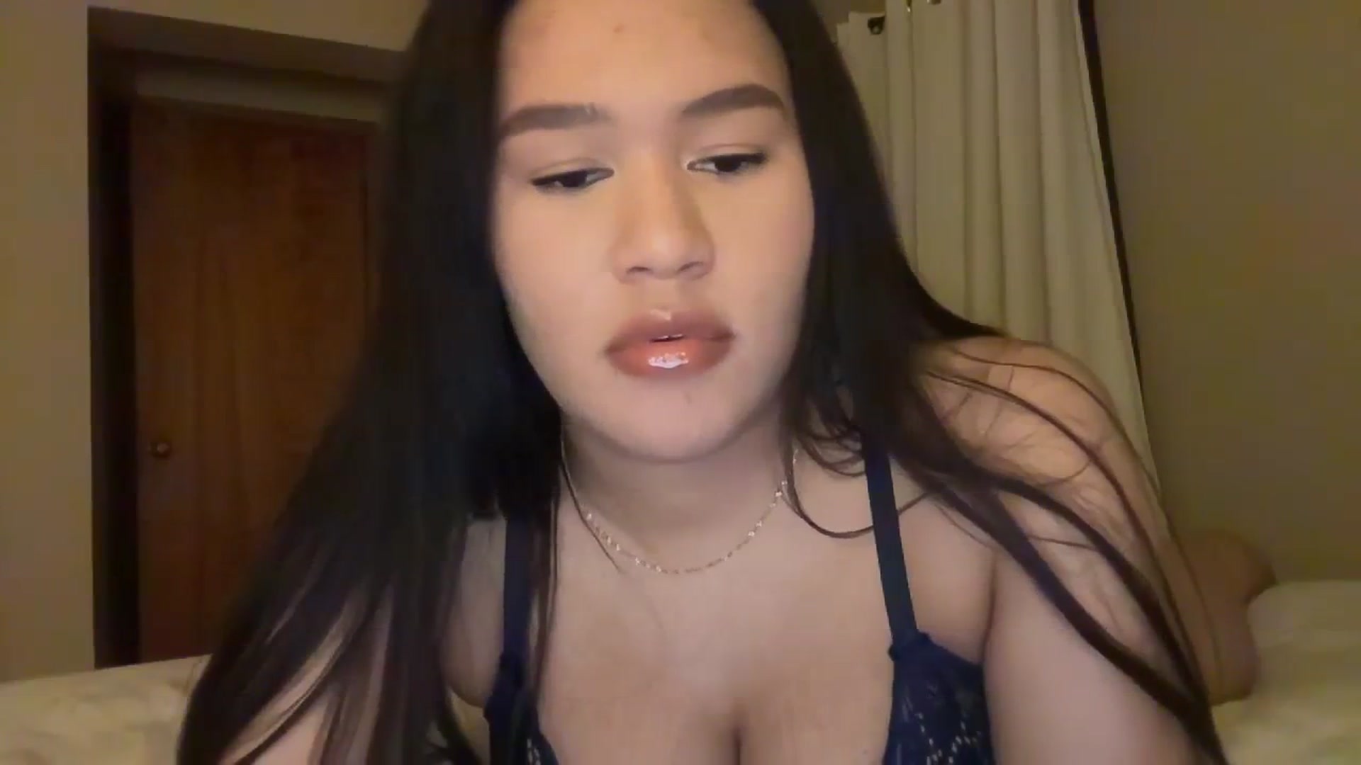 Gallery image thumbnail from Pumpk1nSpice's myfreecams stream on, 01/09/2024, 03:15 image 7 of 20