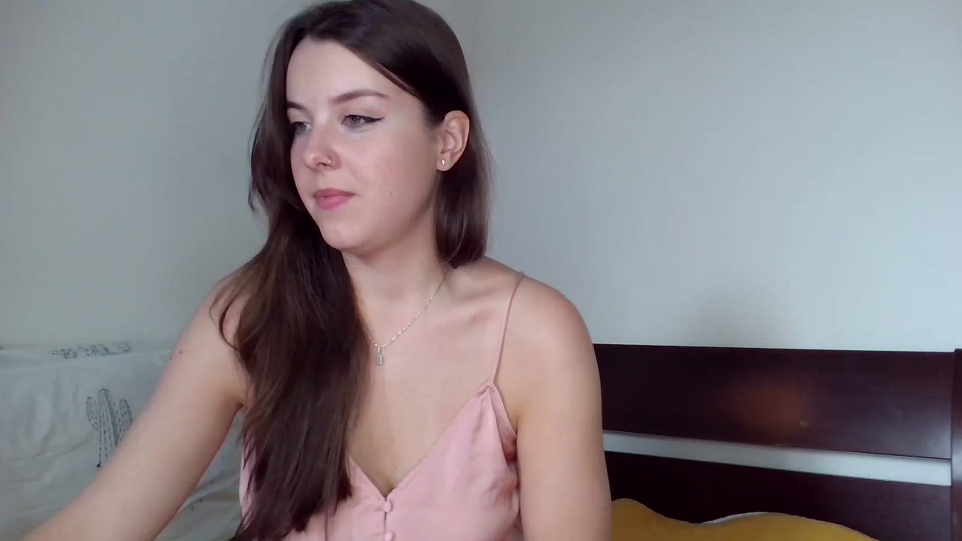 Gallery image thumbnail from Pumpkinhott's myfreecams stream on, 08/10/2023, 13:07 image 13 of 20