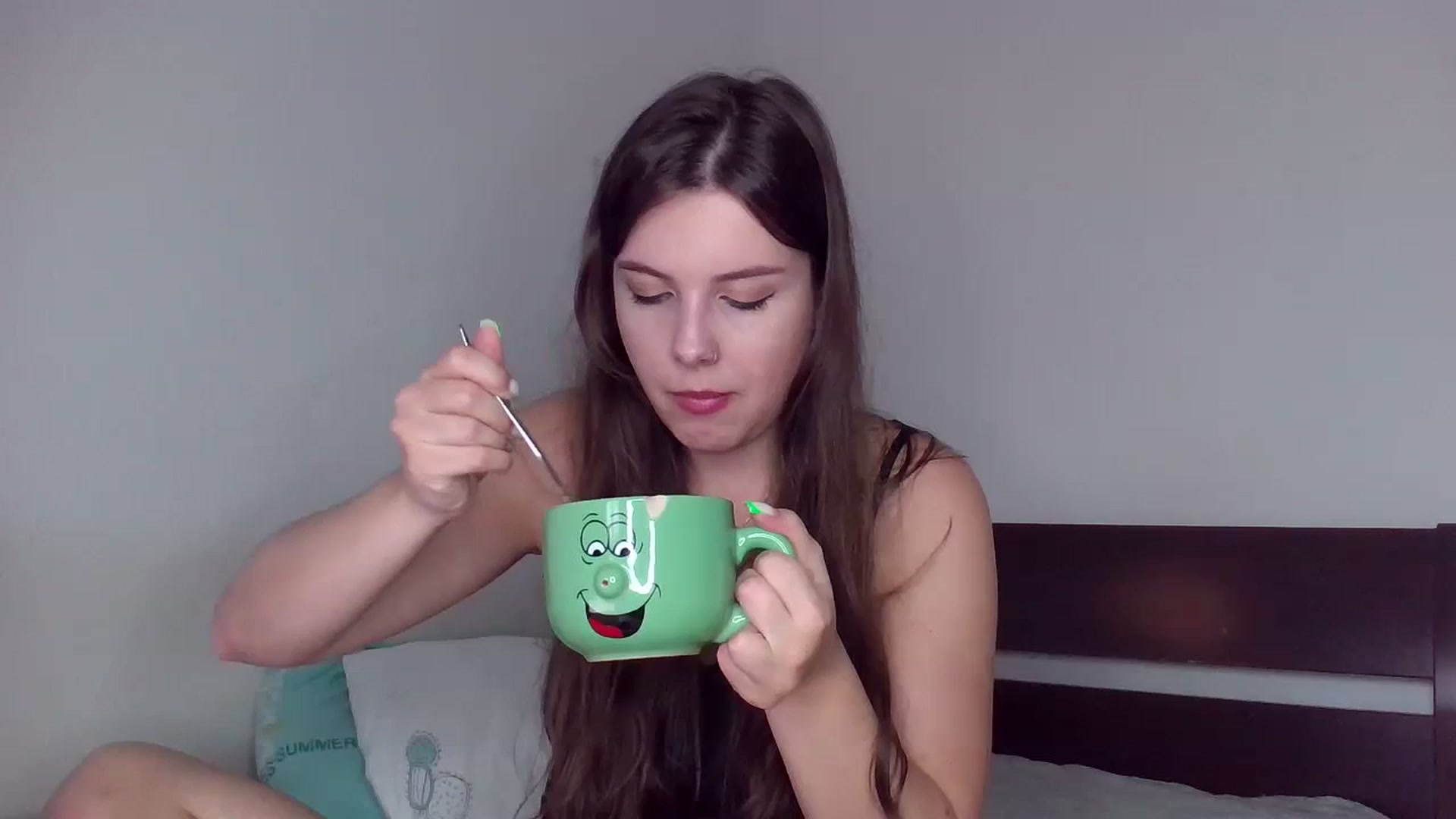 Gallery image thumbnail from Pumpkinhott's myfreecams stream on, 09/10/2023, 16:26 image 4 of 20