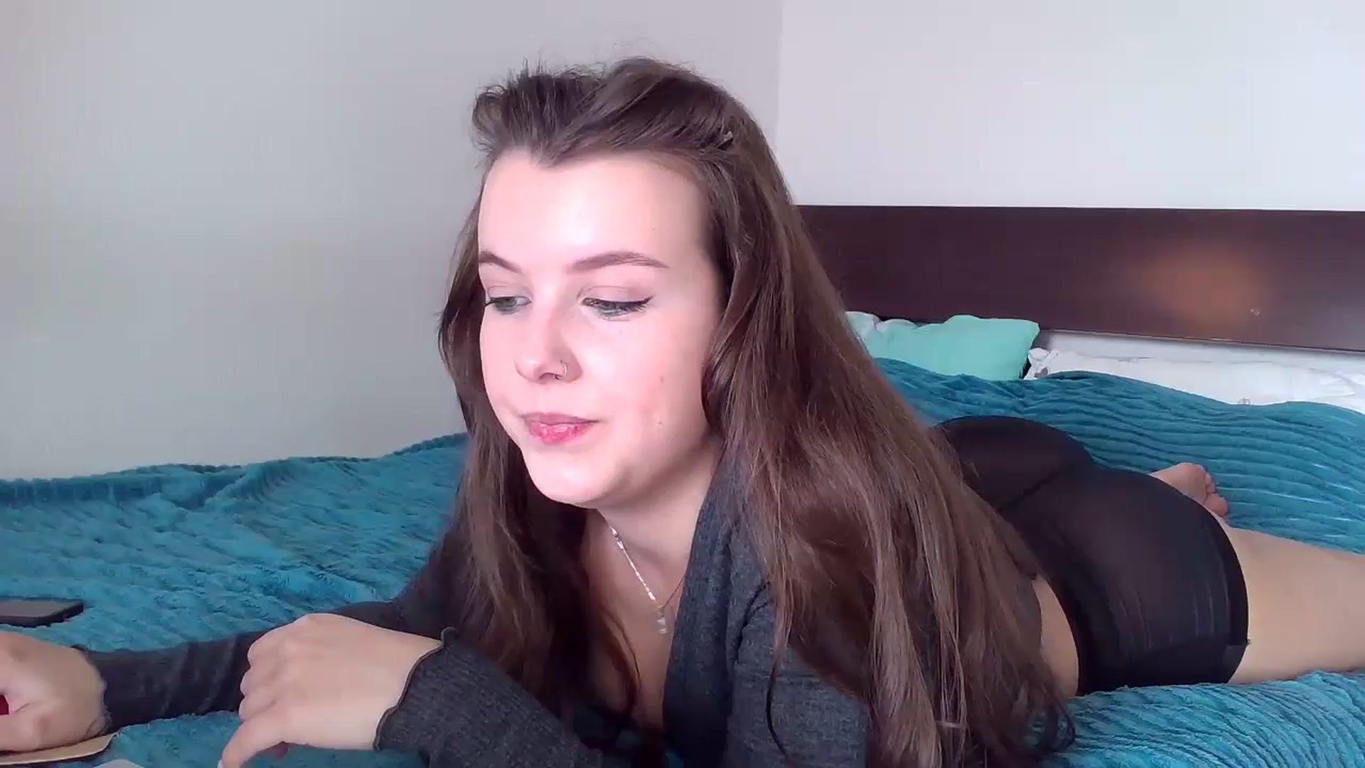 Gallery image thumbnail from Pumpkinhott's myfreecams stream on, 09/24/2023, 12:04 image 3 of 20