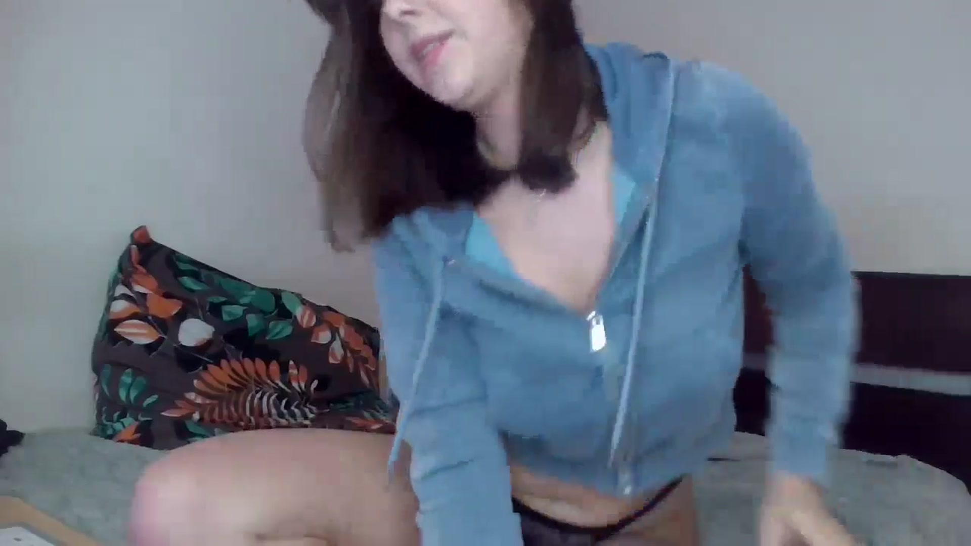 Gallery image thumbnail from Pumpkinhott's myfreecams stream on, 11/17/2024, 16:57 image 8 of 20