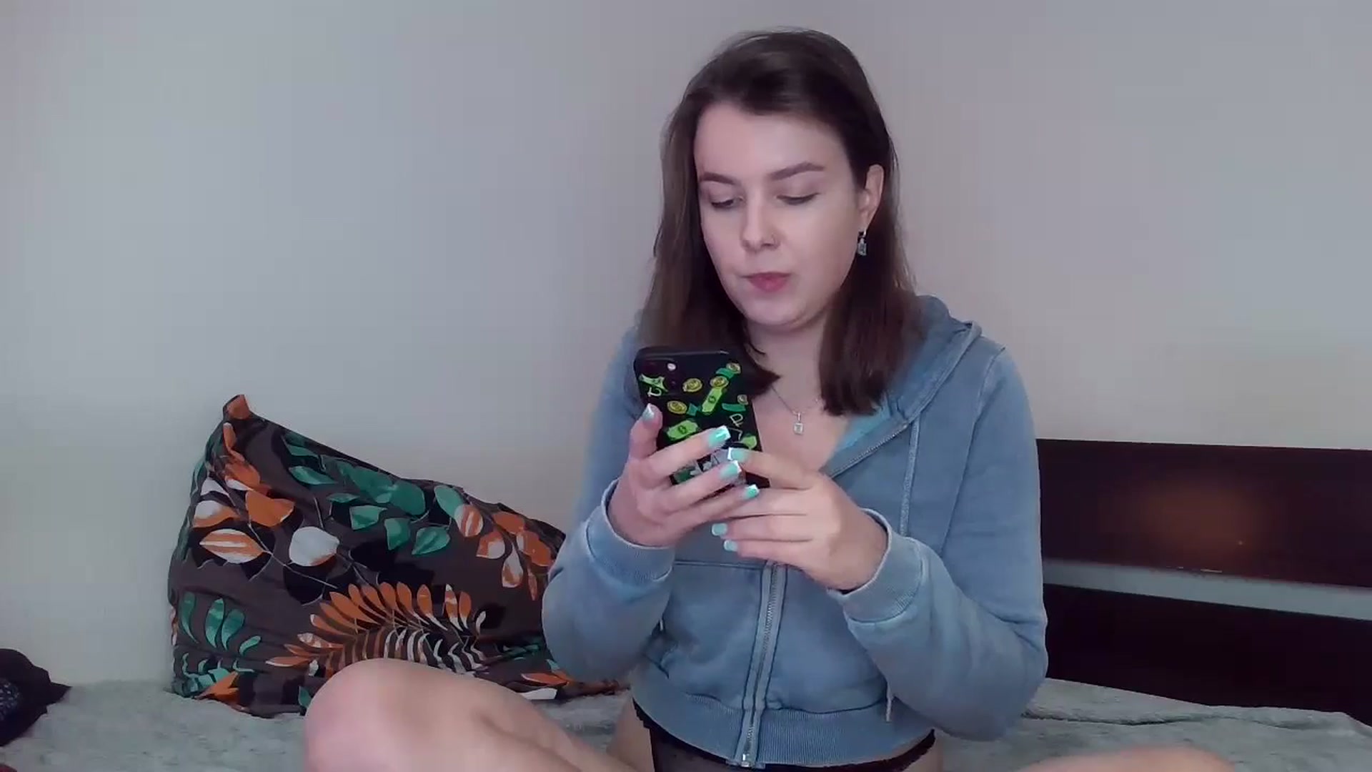Gallery image thumbnail from Pumpkinhott's myfreecams stream on, 11/17/2024, 16:57 image 3 of 20