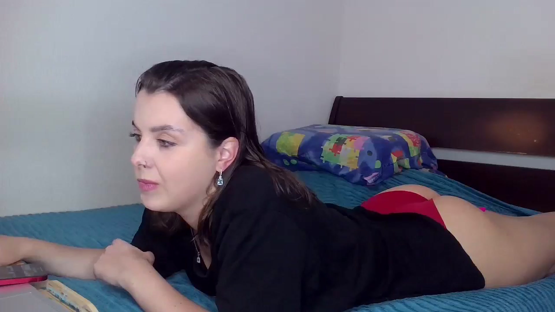 Gallery image thumbnail from Pumpkinhott's myfreecams stream on, 12/24/2025, 14:49 image 13 of 20