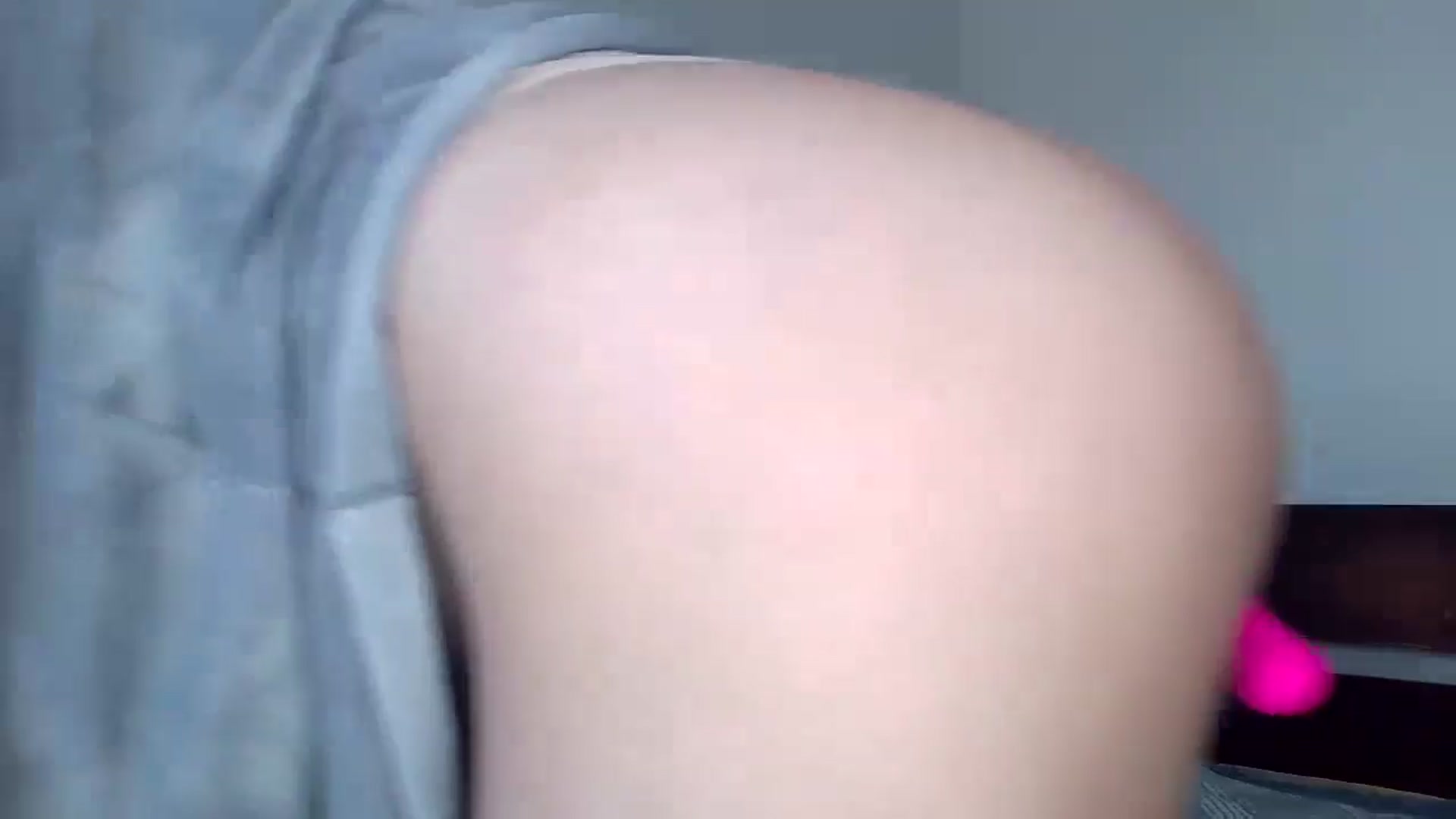 Gallery image thumbnail from Pumpkinhott's myfreecams stream on, 04/21/2026, 12:28 image 20 of 20