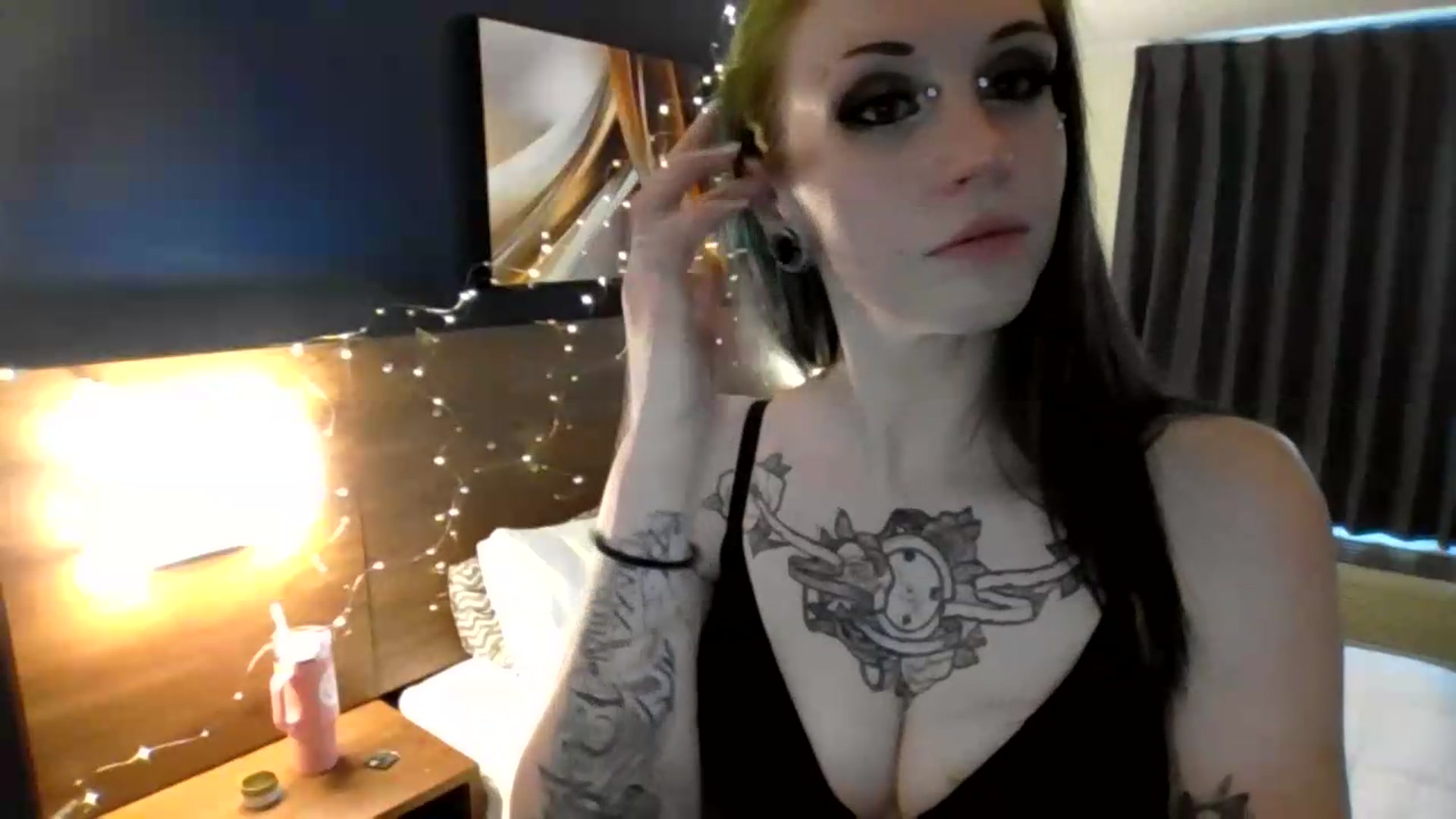 Gallery image thumbnail from PunishMe_Maxxx's myfreecams stream on, 05/04/2026, 20:44 image 2 of 20