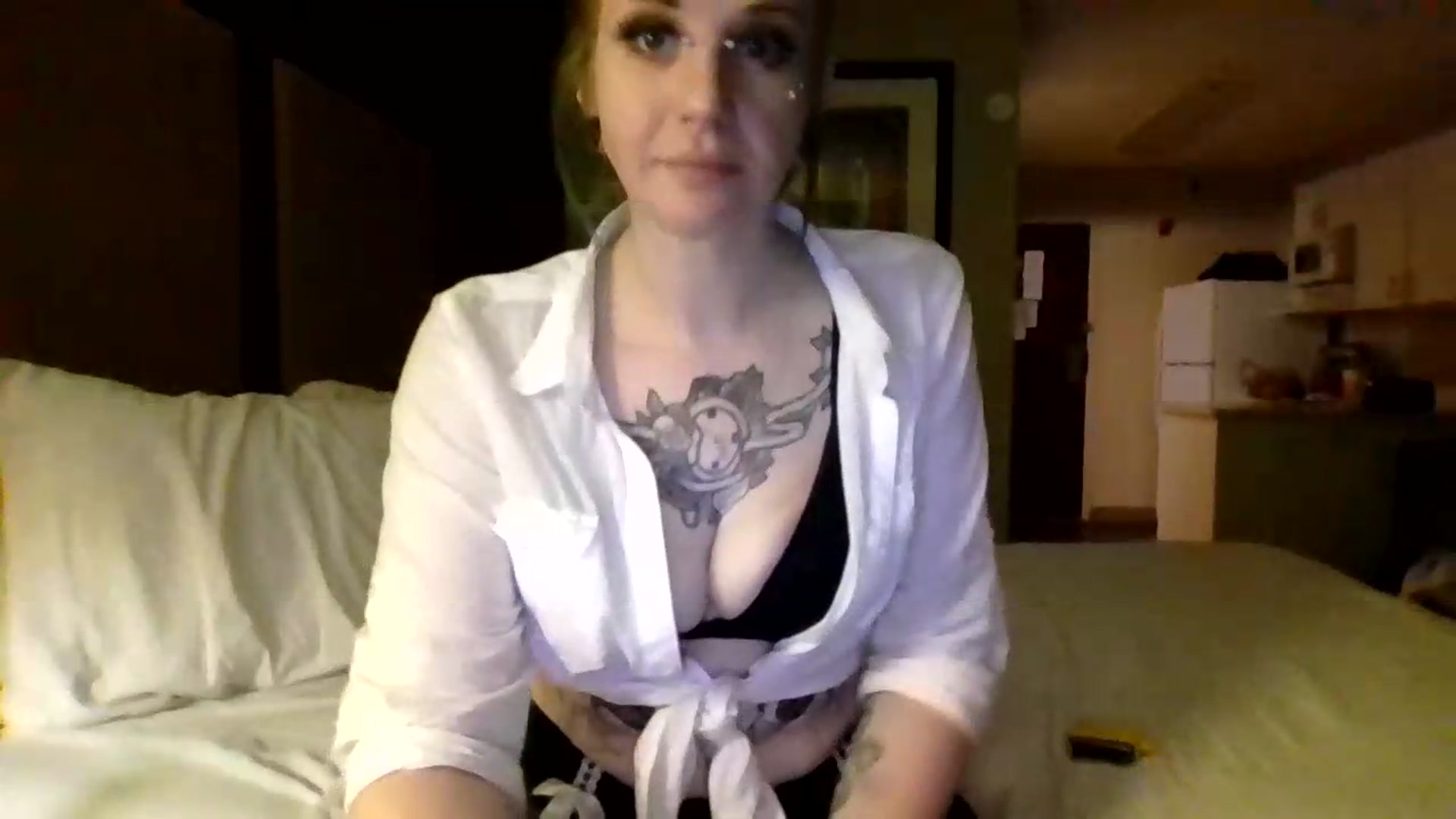 Gallery image thumbnail from PunishMe_Maxxx's myfreecams stream on, 05/26/2026, 06:16 image 7 of 20