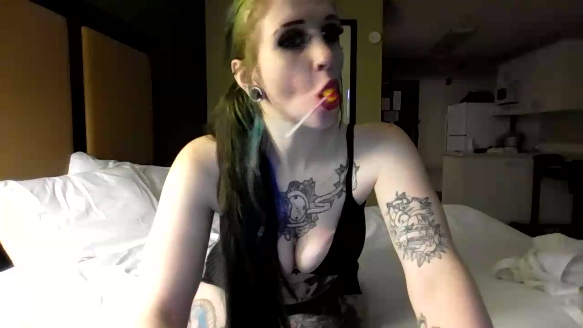 Gallery image thumbnail from PunishMe_Maxxx's myfreecams stream on, 05/28/2026, 11:10 image 12 of 20