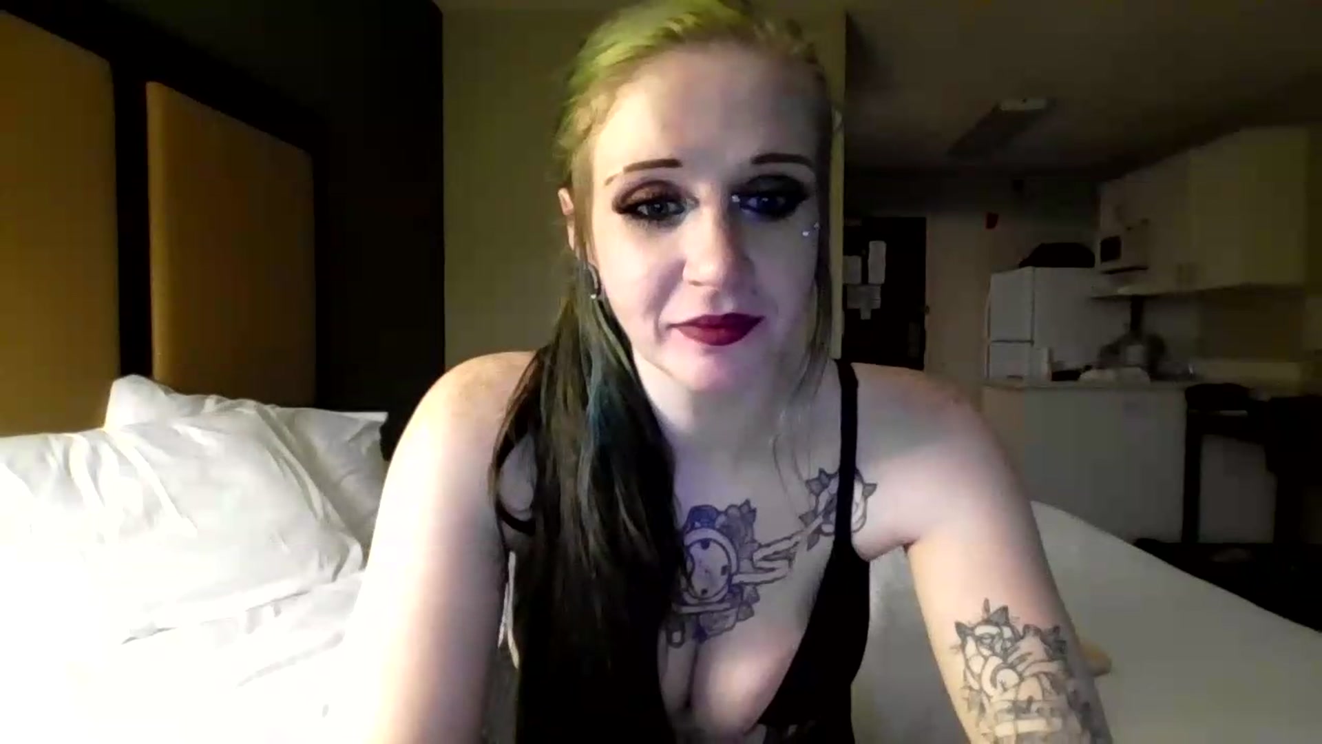 Gallery image thumbnail from PunishMe_Maxxx's myfreecams stream on, 05/28/2026, 13:50 image 8 of 20