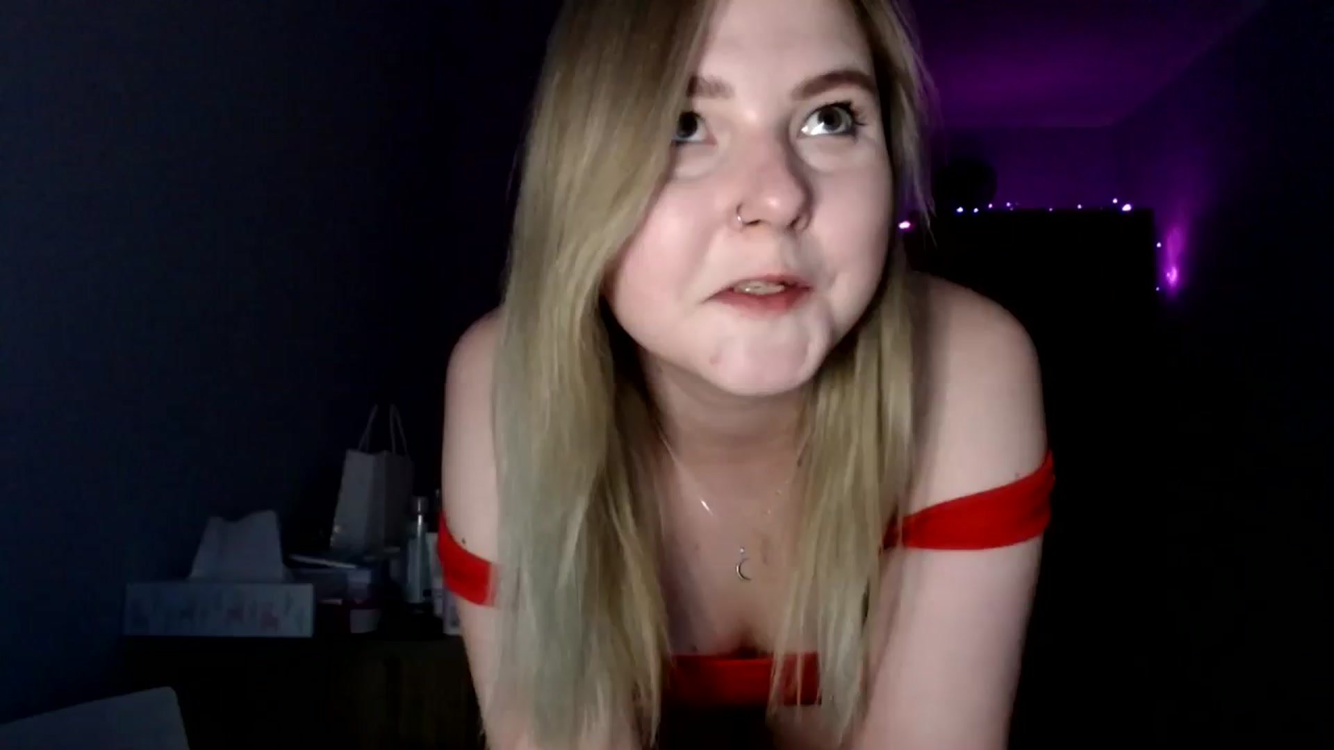 Gallery image thumbnail from Punk_Cake's myfreecams stream on, 05/17/2024, 19:12 image 1 of 20